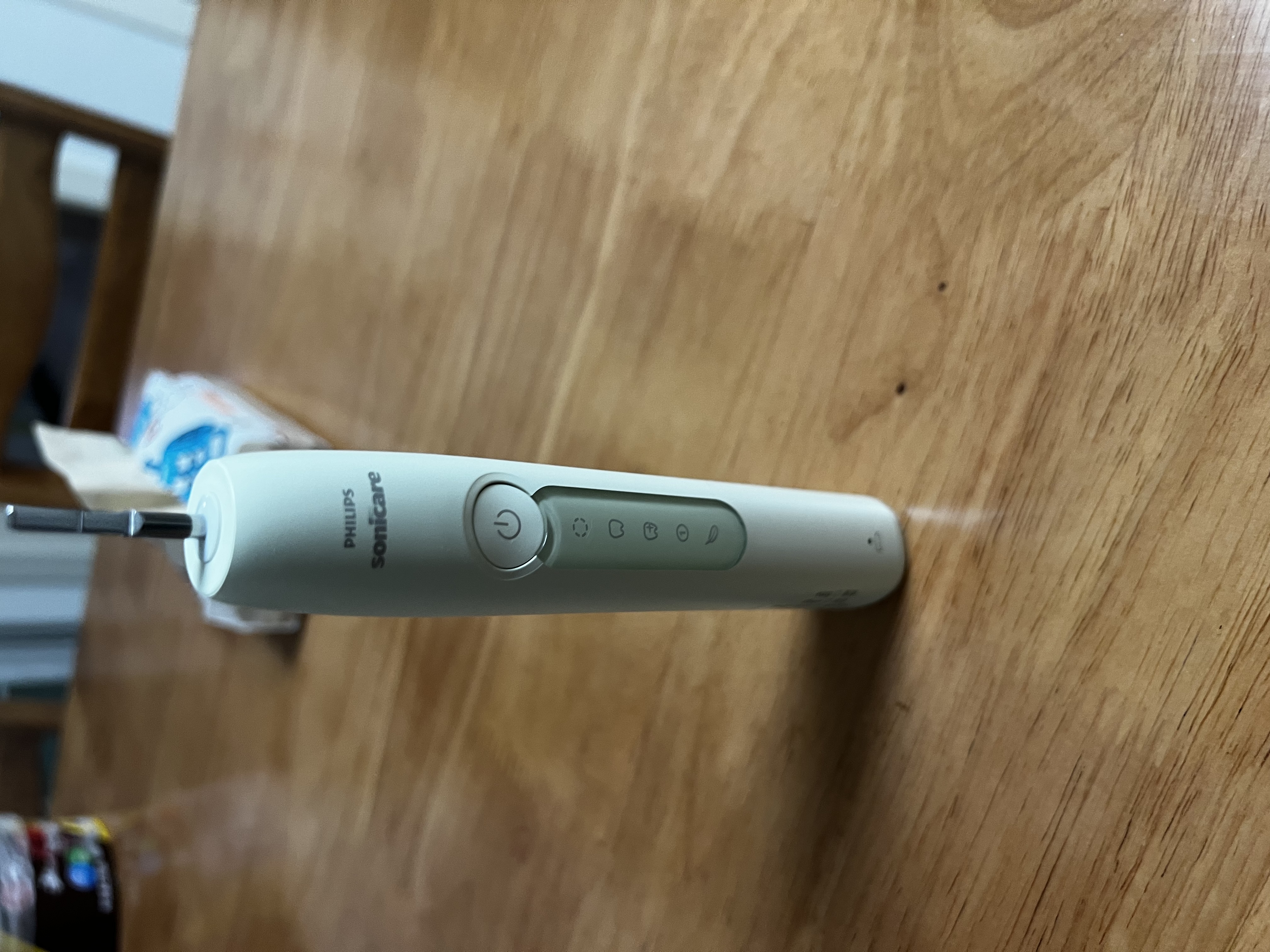 飞利浦（PHILIPS）声波电动牙刷钻石3系 5倍洁齿5种模式 洁净刷头*2 送男士/女友 HX5161/05抹茶绿 实拍图