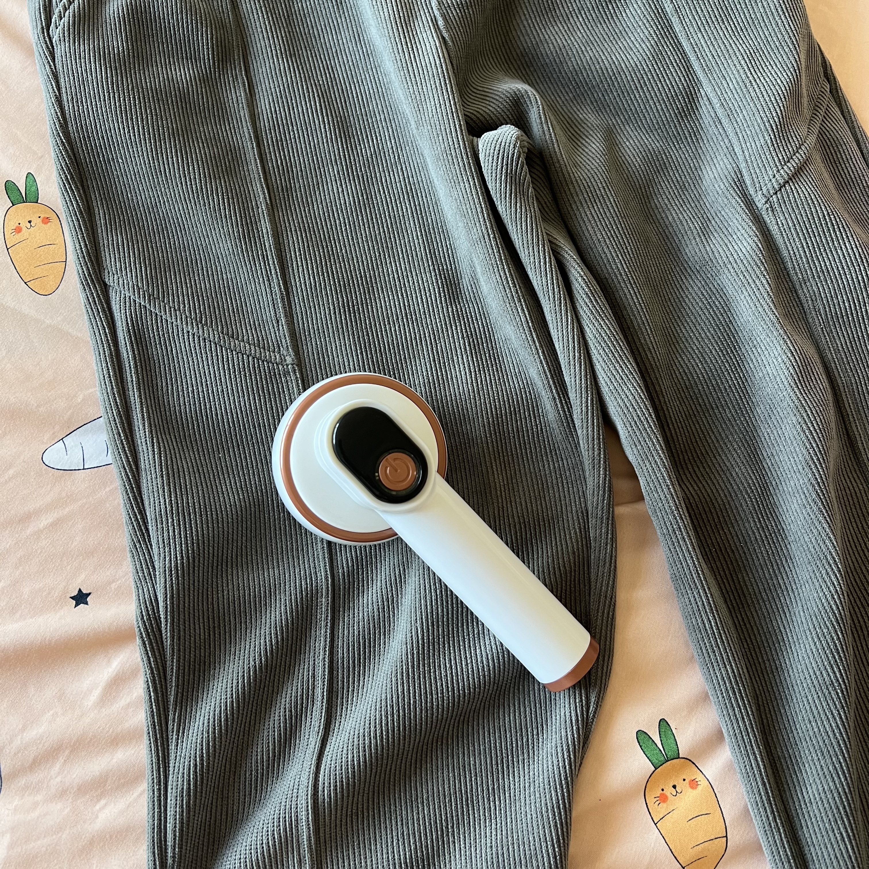 光多拉毛球修剪器衣服去毛球器大衣除吸刮剃毛球器数显充电款粘毛器白色 实拍图