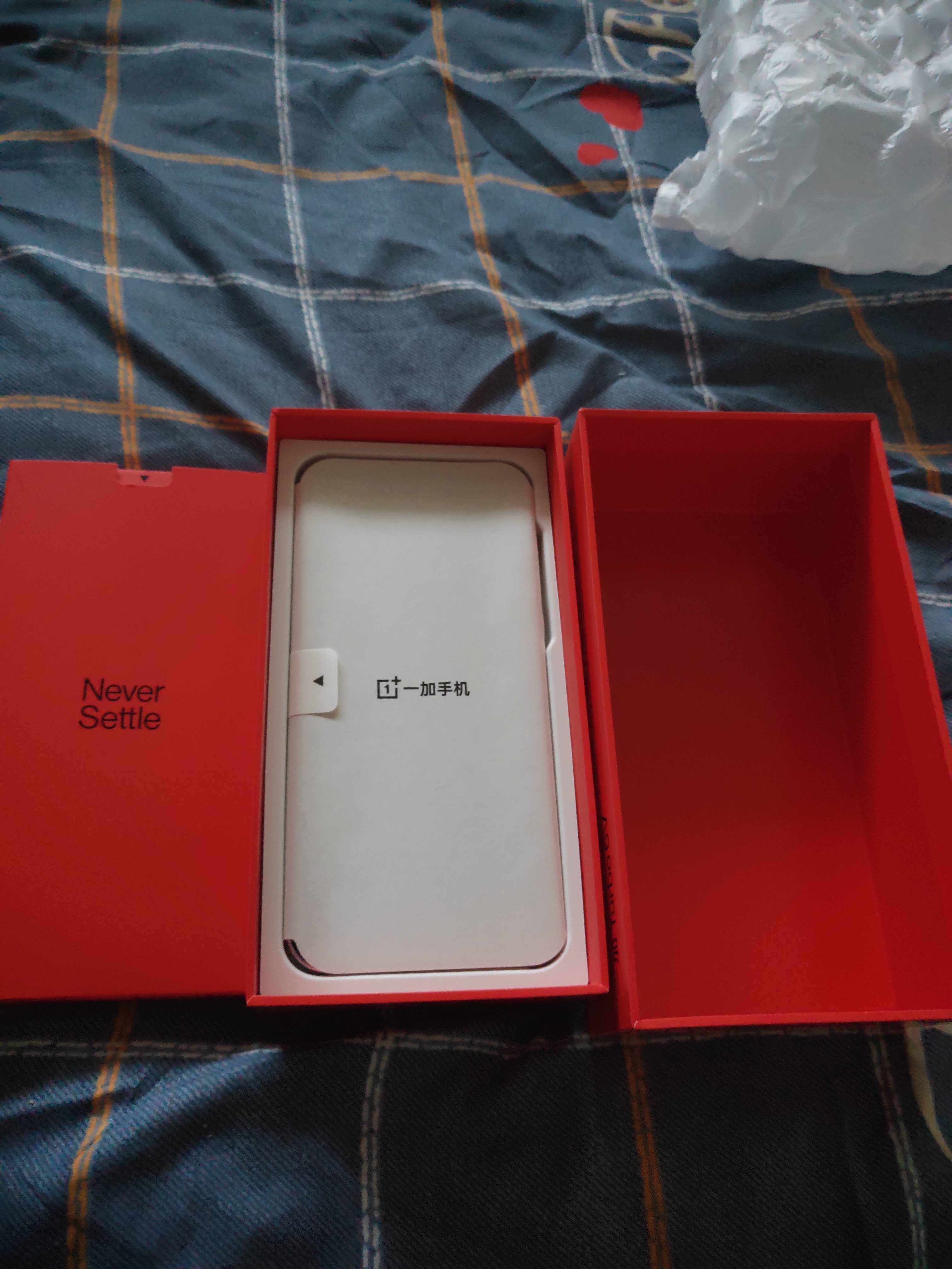 一加Turbo 6V 12GB+512GB  白色  oppo 9000mAh 冰川电池 满级防水 学生智能游戏电竞手机  国家补贴 实拍图