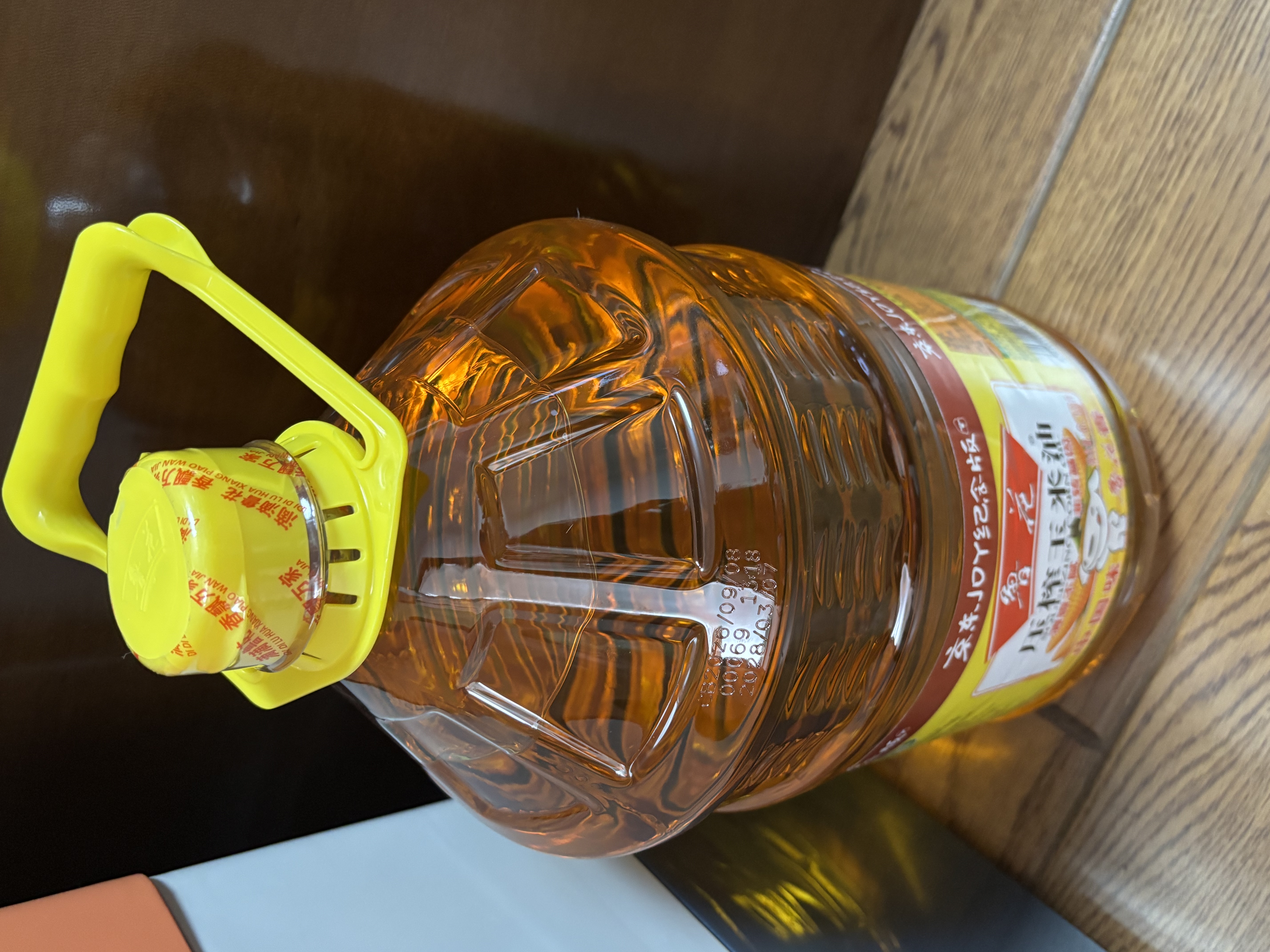 鲁花食用油 物理压榨 非转基因 玉米油6.18L 家用粮油 健康植物油 实拍图