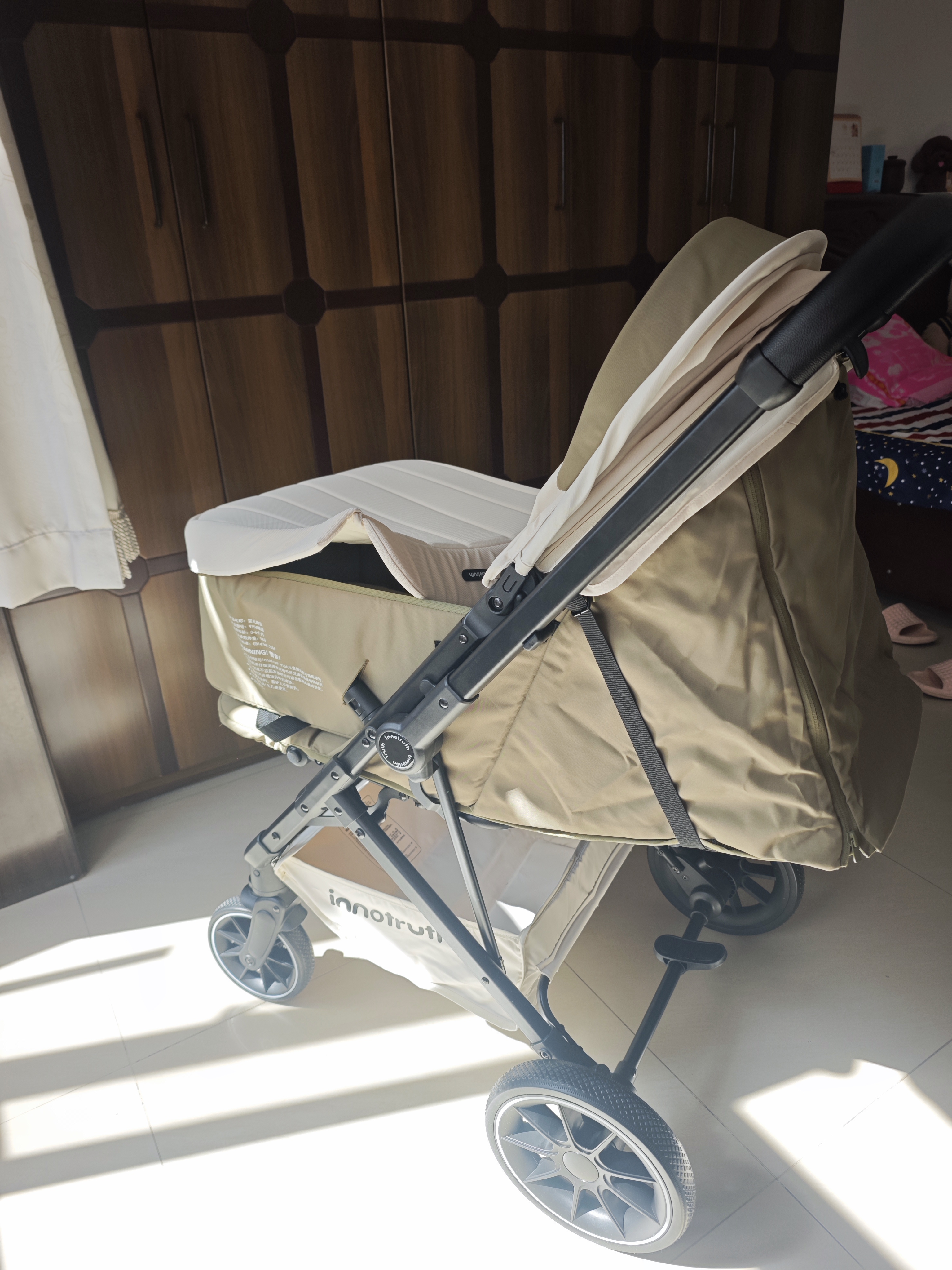 婴诺innotruth婴儿车睡篮推车二合一0-3岁用折叠可坐可躺带减震新生婴幼儿宝宝 4代青芥绿【二合一】推车+睡篮+护脊垫+「限时送蚊帐」 实拍图
