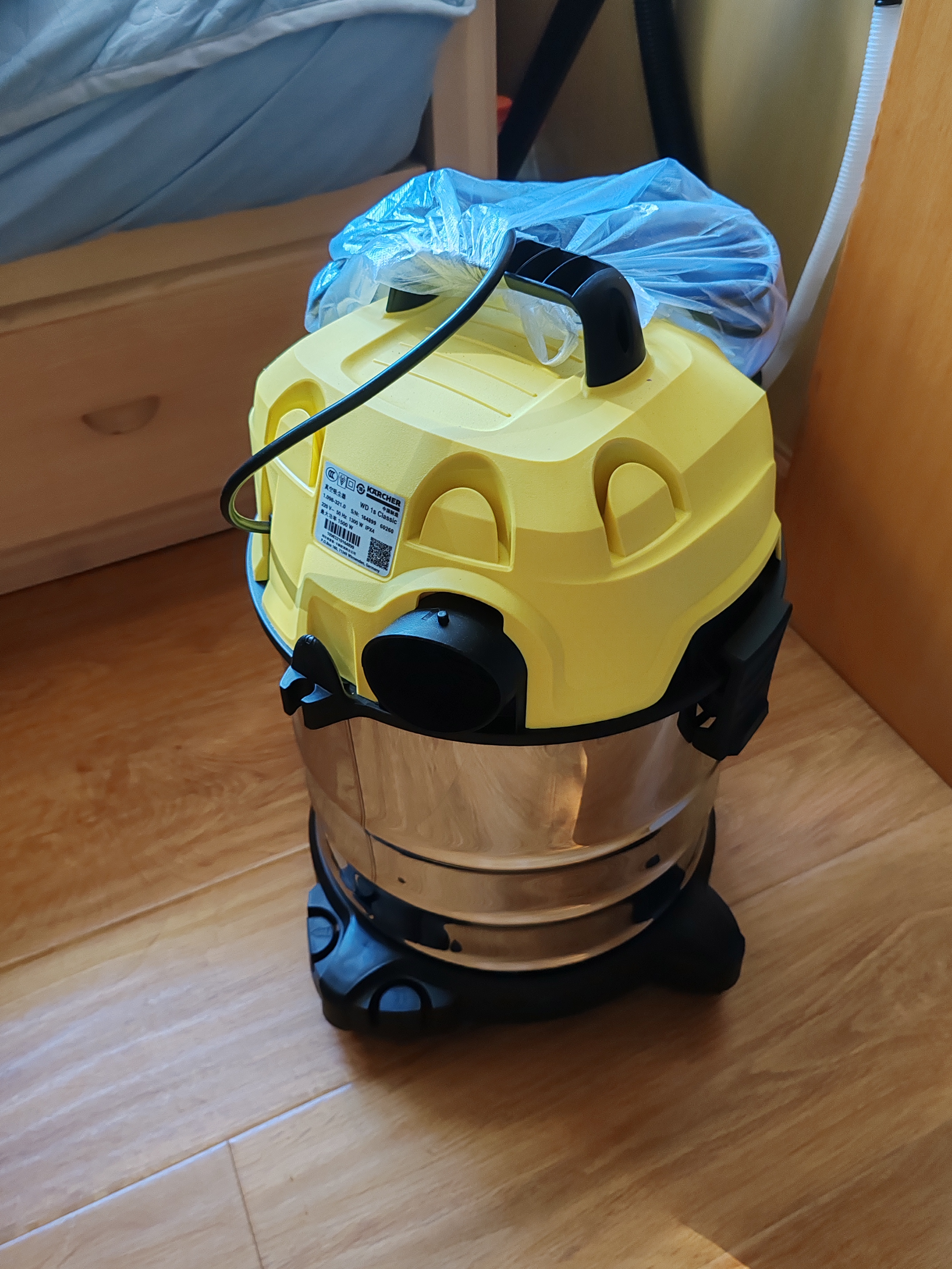 KARCHER德国卡赫 桶式吸尘器18L干湿吹三用家用工业开荒装修保洁地毯宠物大容量大功率超强吸力WD1s 实拍图