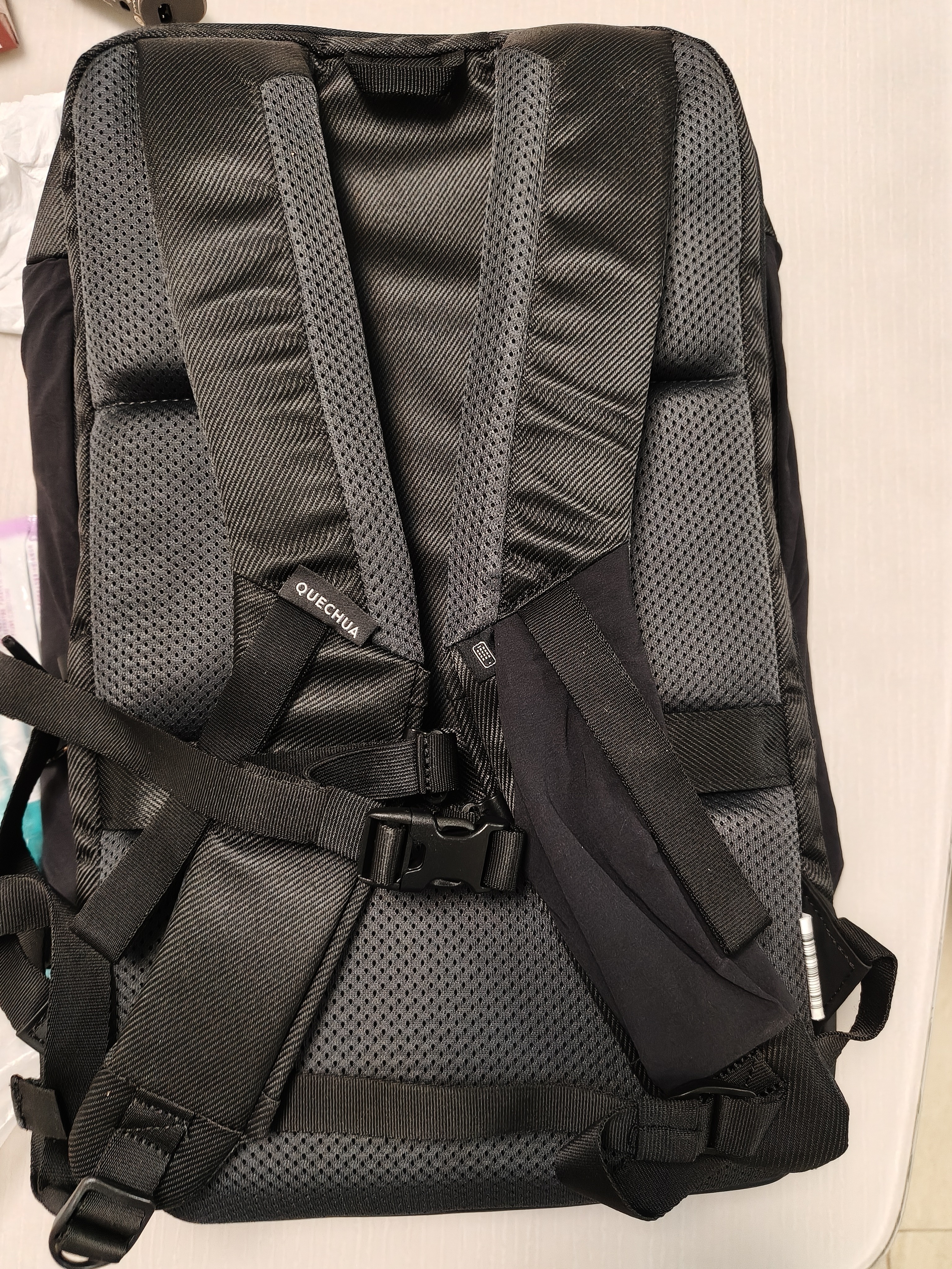 迪卡侬双肩背包NH500商务通勤出差户外登山包徒步背包旅行23L黑-4335198 实拍图
