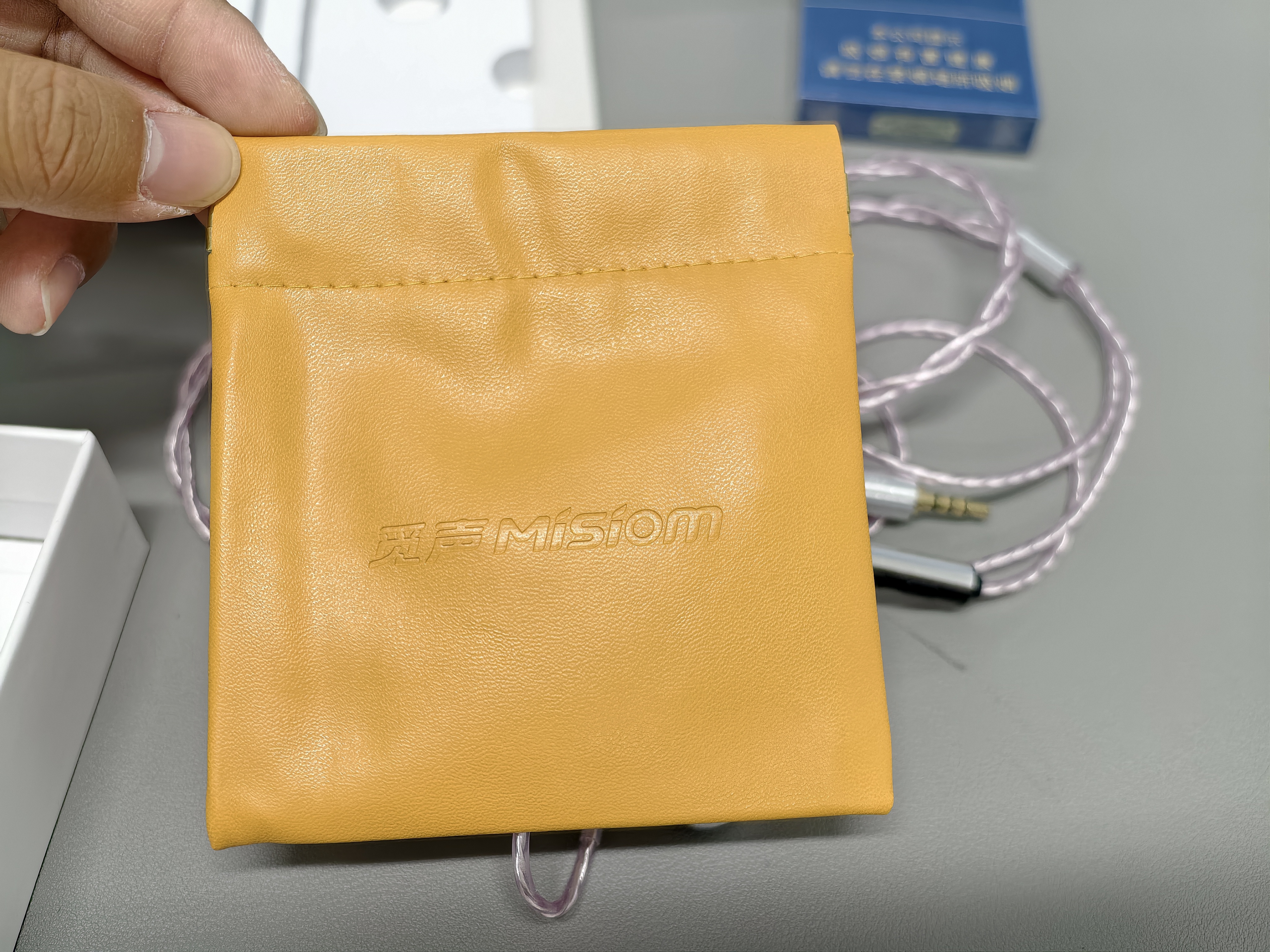 觅声天鹤座2【王浩宇Whys推荐】入耳式HiFi有线电竞耳机专业听声辨位fps游戏专用三角洲无畏契约带麦 3.5mm带麦克风+星图小尾巴 实拍图