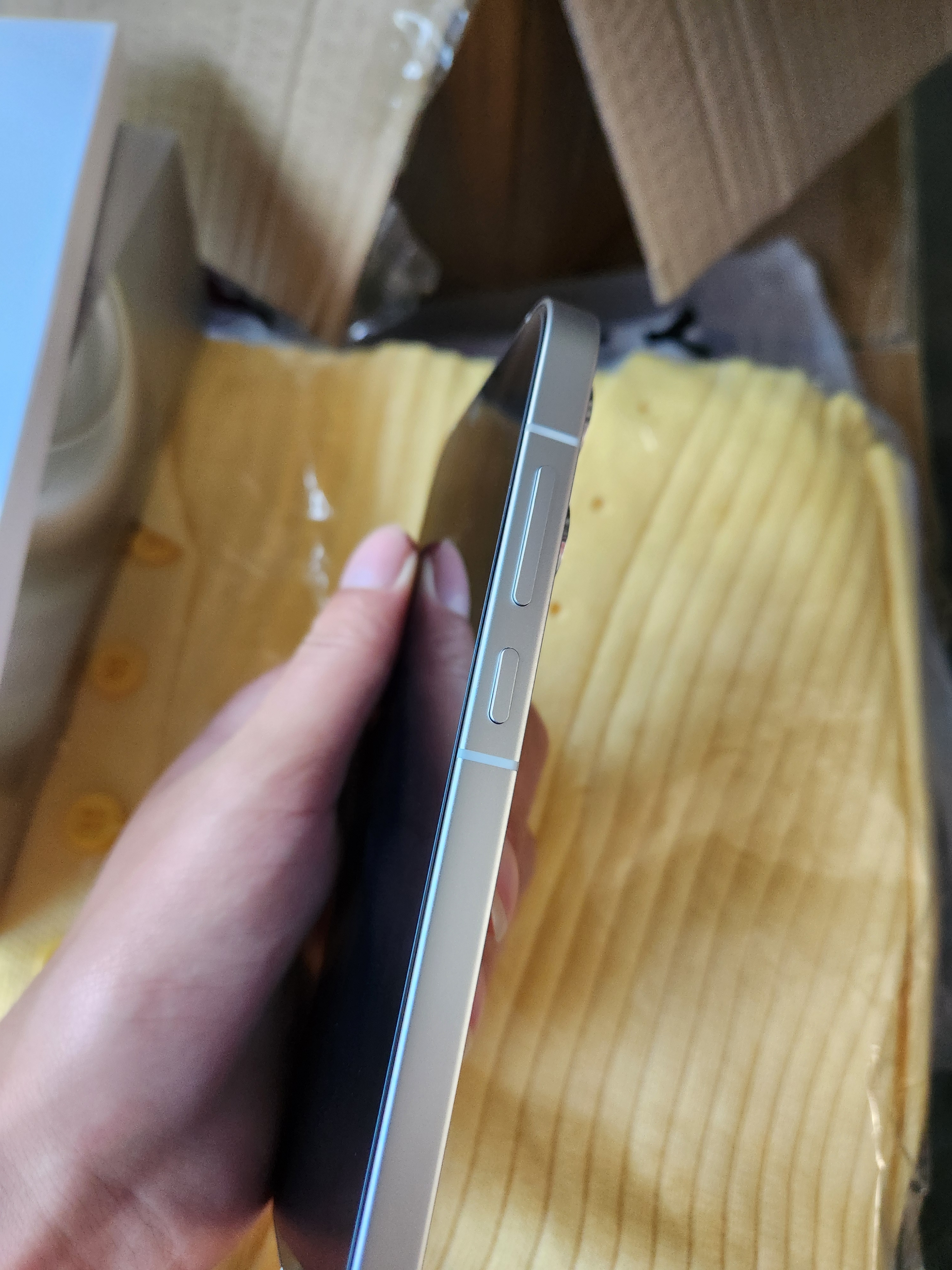 OPPO【国家补贴15%】Reno16 新品上市 opporeno16新款 oppo手机5g全网通拍照手机 reno16 实况神机 怦然星动 16+512GB 官方标配【OPPO蓝牙耳机/CCD相机】 实拍图