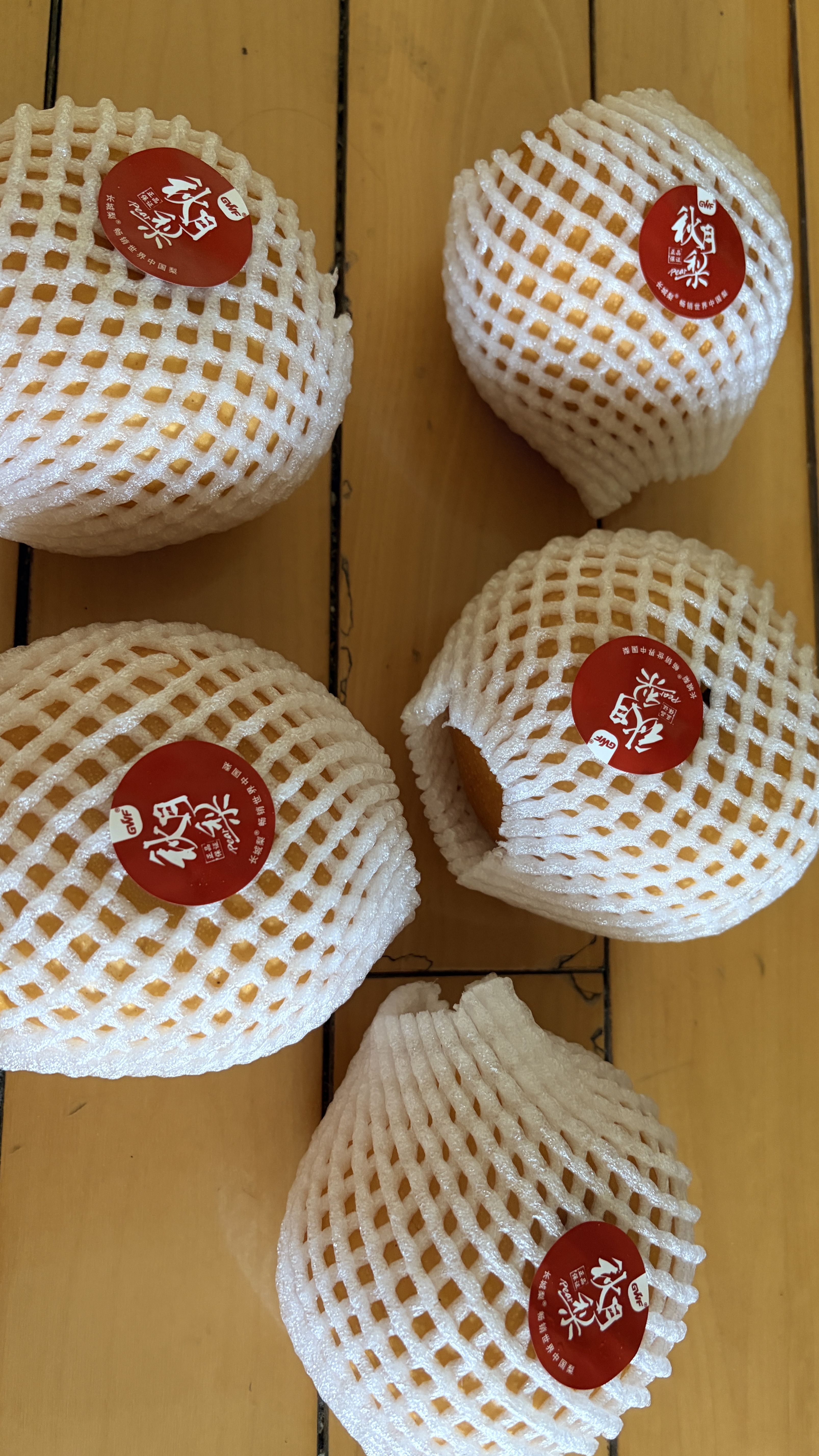 京鲜生 长城羊脂秋月梨 净重5斤装 超大果5-6粒 单果400g+ 新鲜水果 实拍图