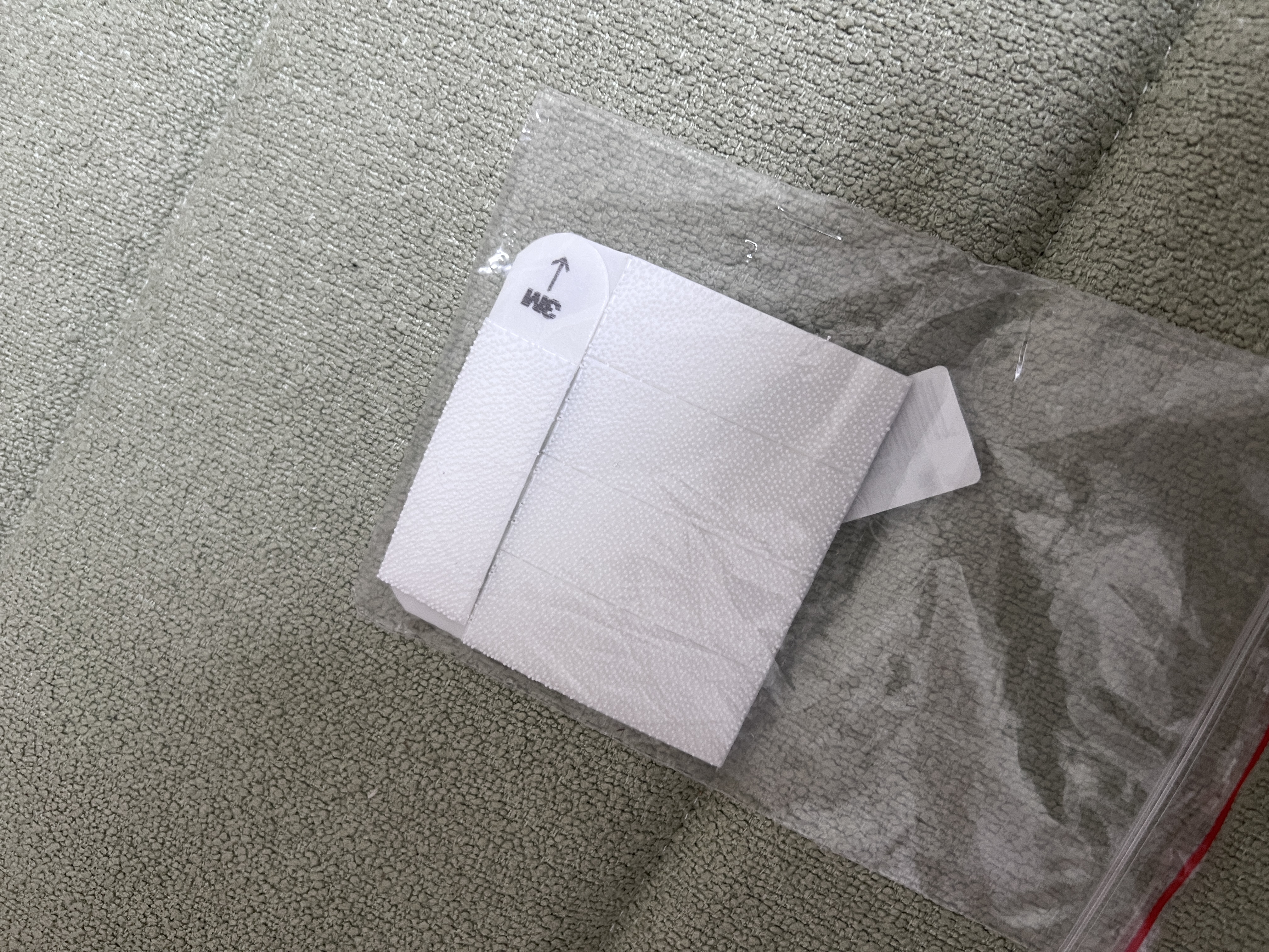 3M相框挂钩魔力扣中号12组 吃谷子徽章吧唧手办上墙挂画无痕贴粘钩 实拍图