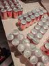 可口可乐（Coca-Cola）经典口味 汽水饮料 碳酸饮料 330ml*24摩登/主题罐 随机发货 实拍图