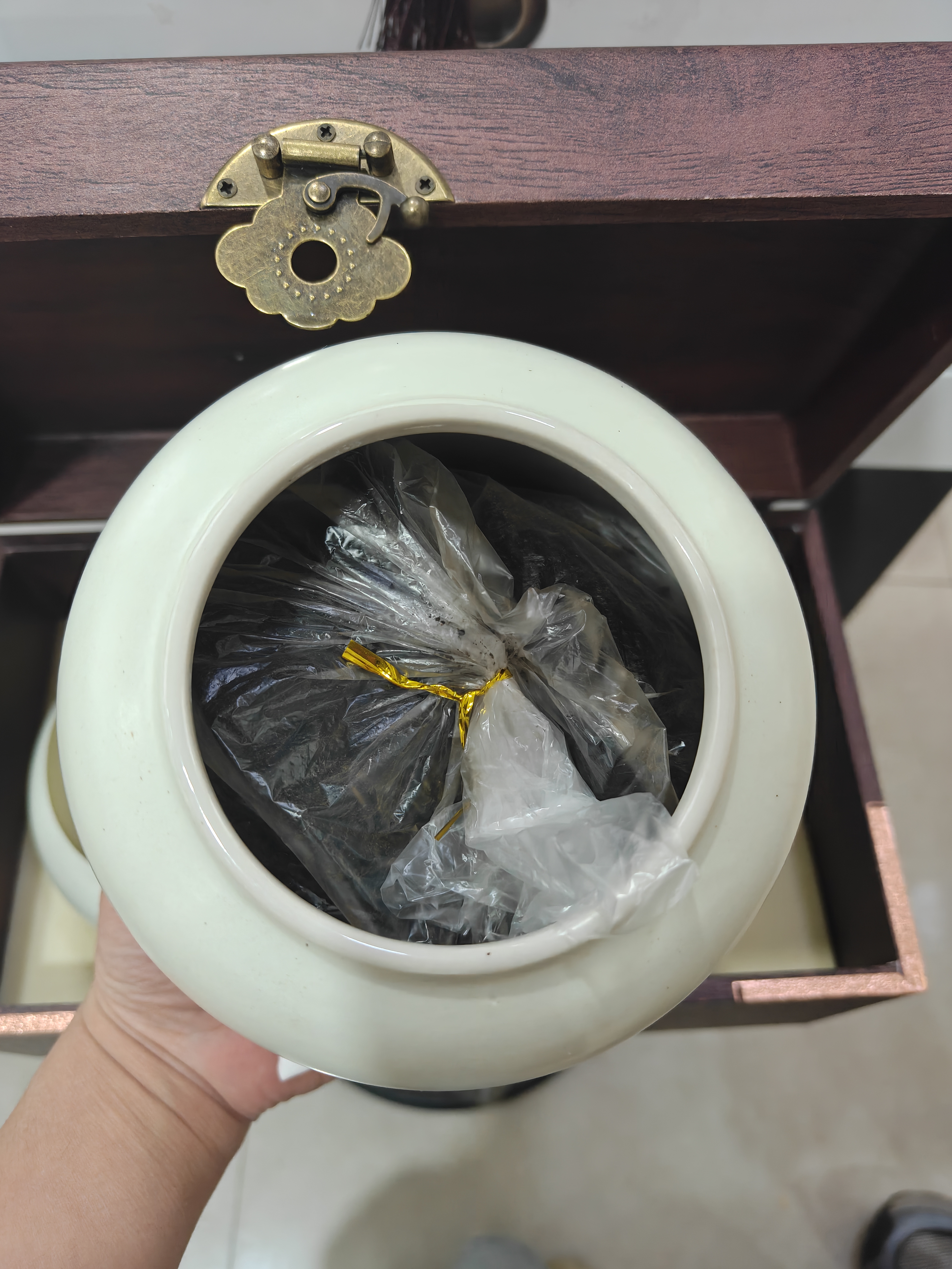 印象堂金骏眉红茶新茶500g陶瓷茶叶礼盒装送人礼品送长辈中秋节 实拍图