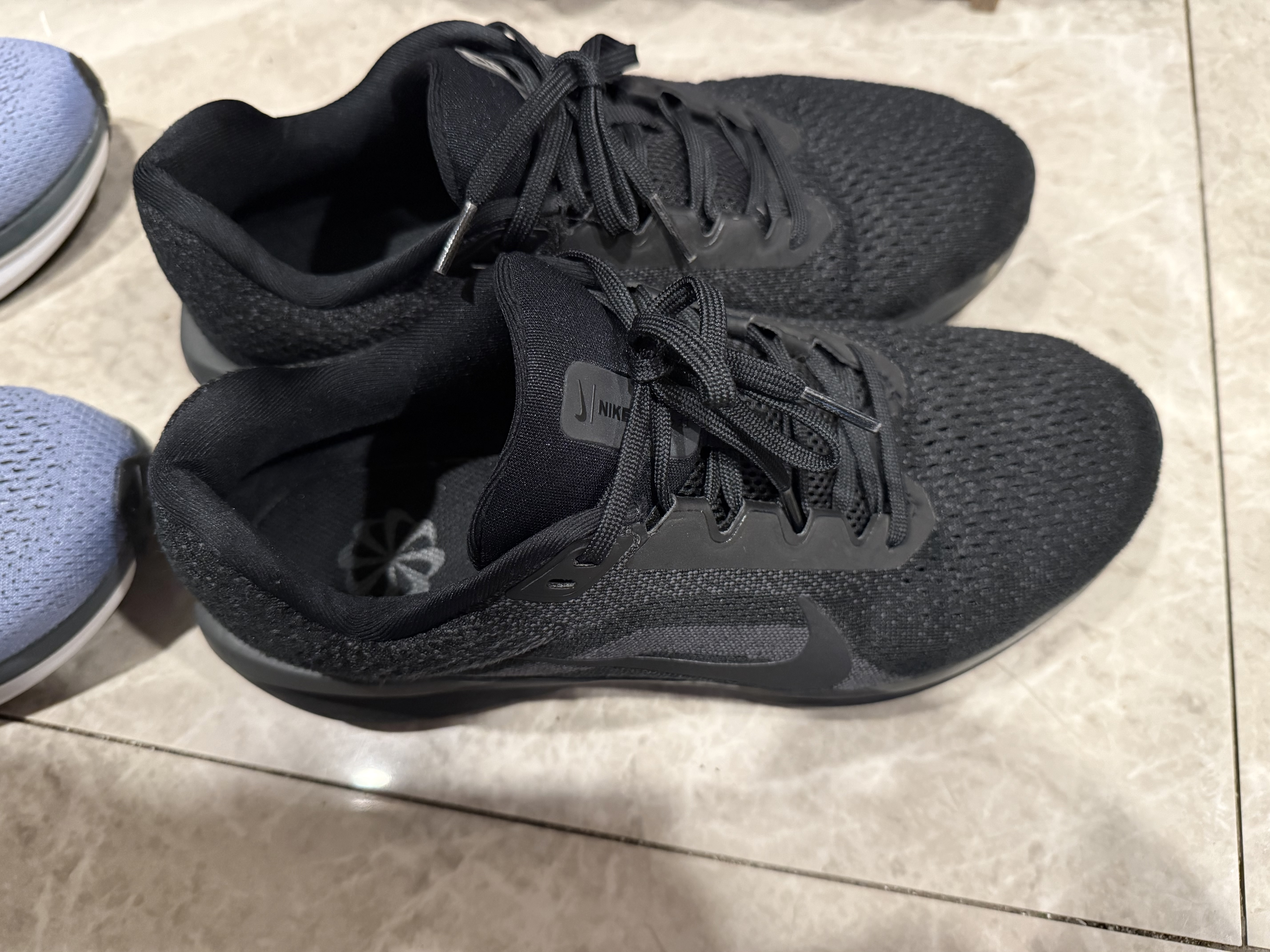 耐克NIKE男子跑步鞋透气 WINFLO 11 运动鞋FJ9509-405蓝/藏青 41 实拍图