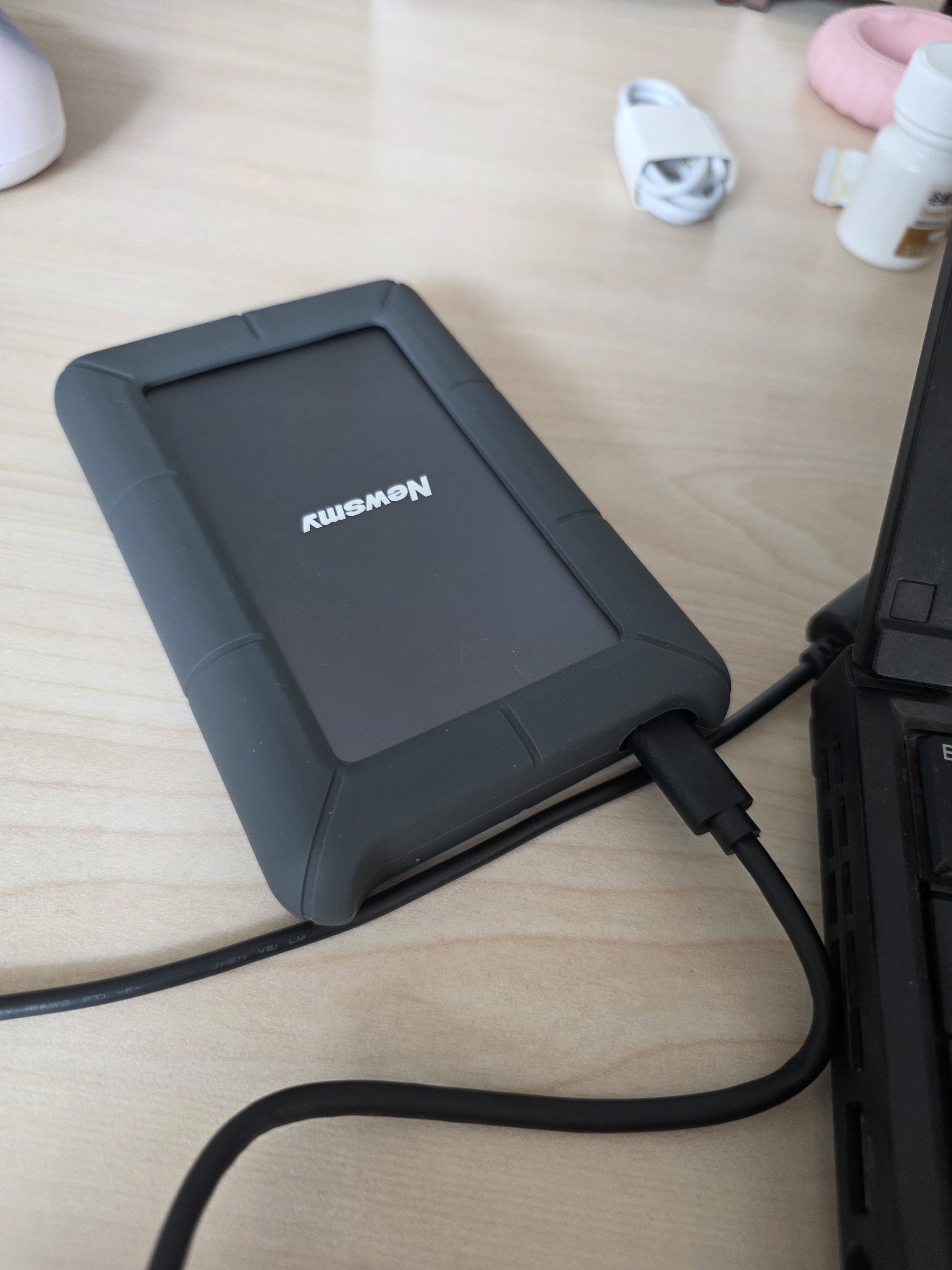 纽曼（Newsmy）500GB移动硬盘机械 USB3.1 2.5英寸 星际2.5钻晶灰 金属机身硅胶防护 照片视频办公数据备份 大U盘 实拍图