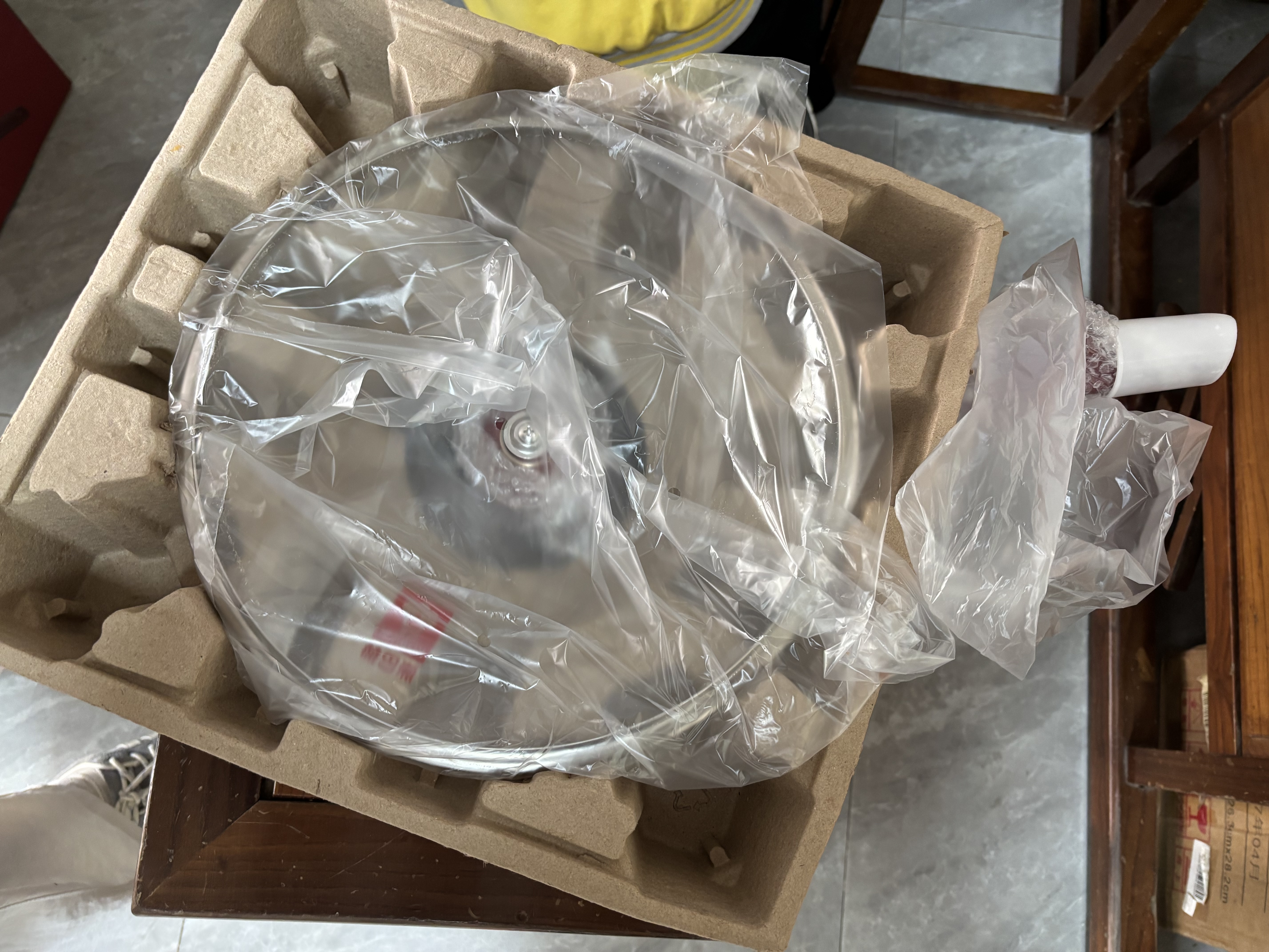 康巴赫有钛无氟涂层平底锅不粘锅煎锅不锈钢炒菜锅牛排煎炒锅燃气通用 有钛仿生不粘煎锅 28cm 【一级不粘｜8倍耐磨】 实拍图