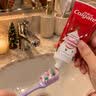 高露洁（Colgate）【限量版】圣诞闪片牙膏95g清新去口臭亮白含氟香氛牙膏节日礼物 实拍图