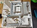 技嘉（GIGABYTE）冰雕B850M AORUS ELITE WIFI6E ICE DDR5主板支持AMD CPU AM5 9700X 9800X3D 9900X 9600X 实拍图