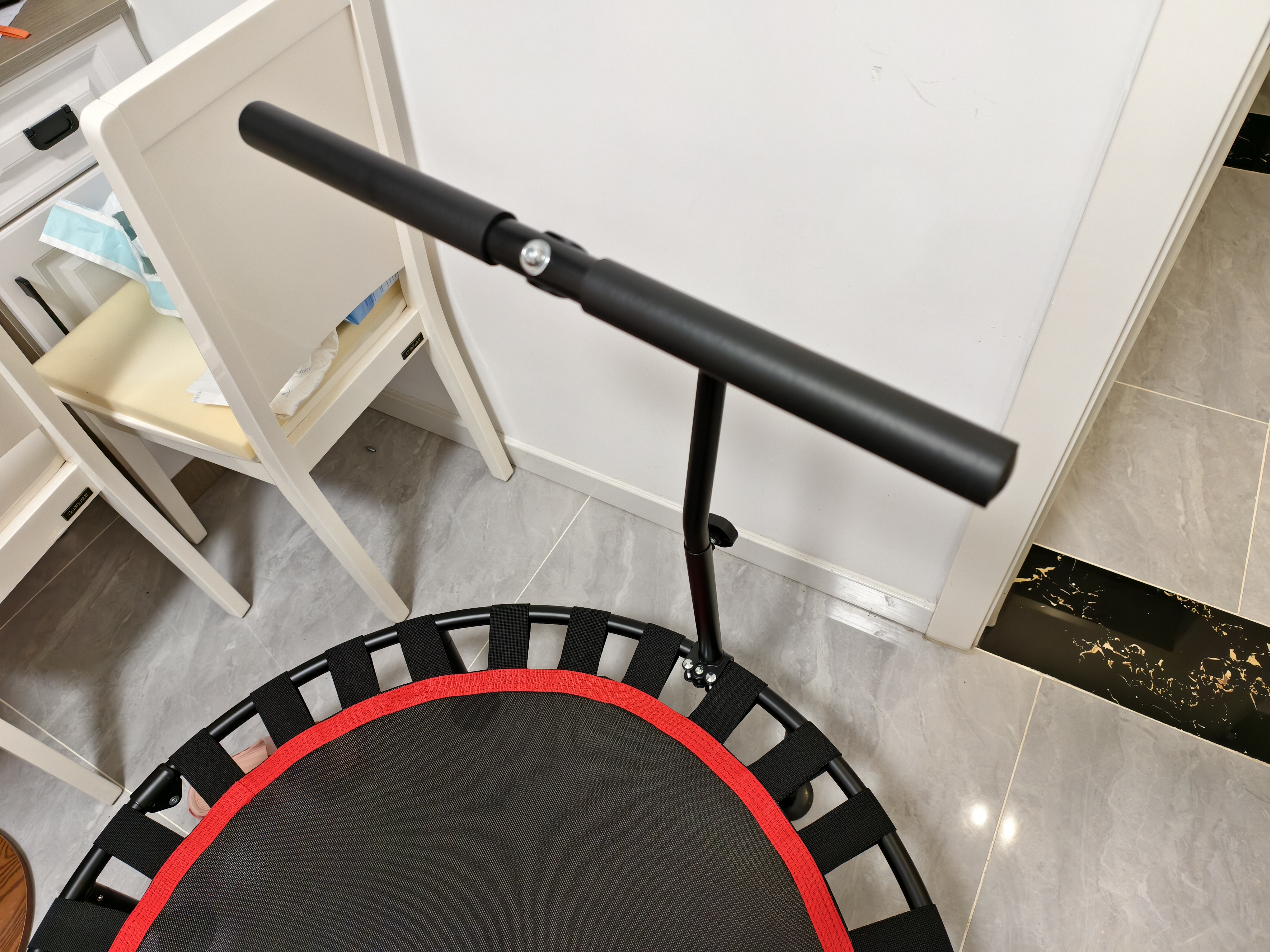 特步（XTEP）蹦蹦床家用折叠儿童成人家庭健身扶手跳床宝宝弹跳训练运动室内 实拍图