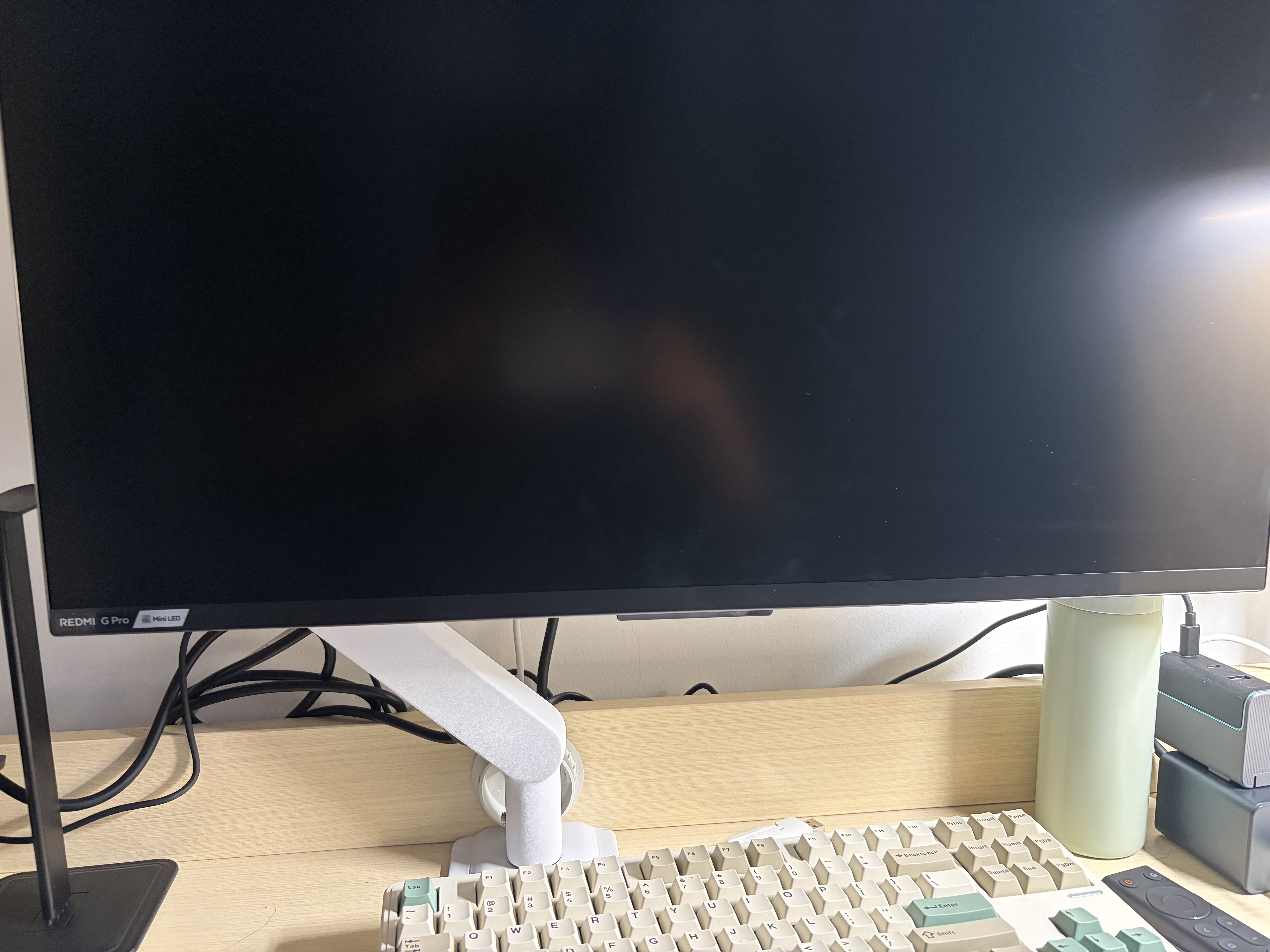 AOC显示器支架 AM400PLUS升级款 双安装夹持穿孔 不沉头旋转升降增高架 显示器机械臂 电脑支架AM402W 实拍图