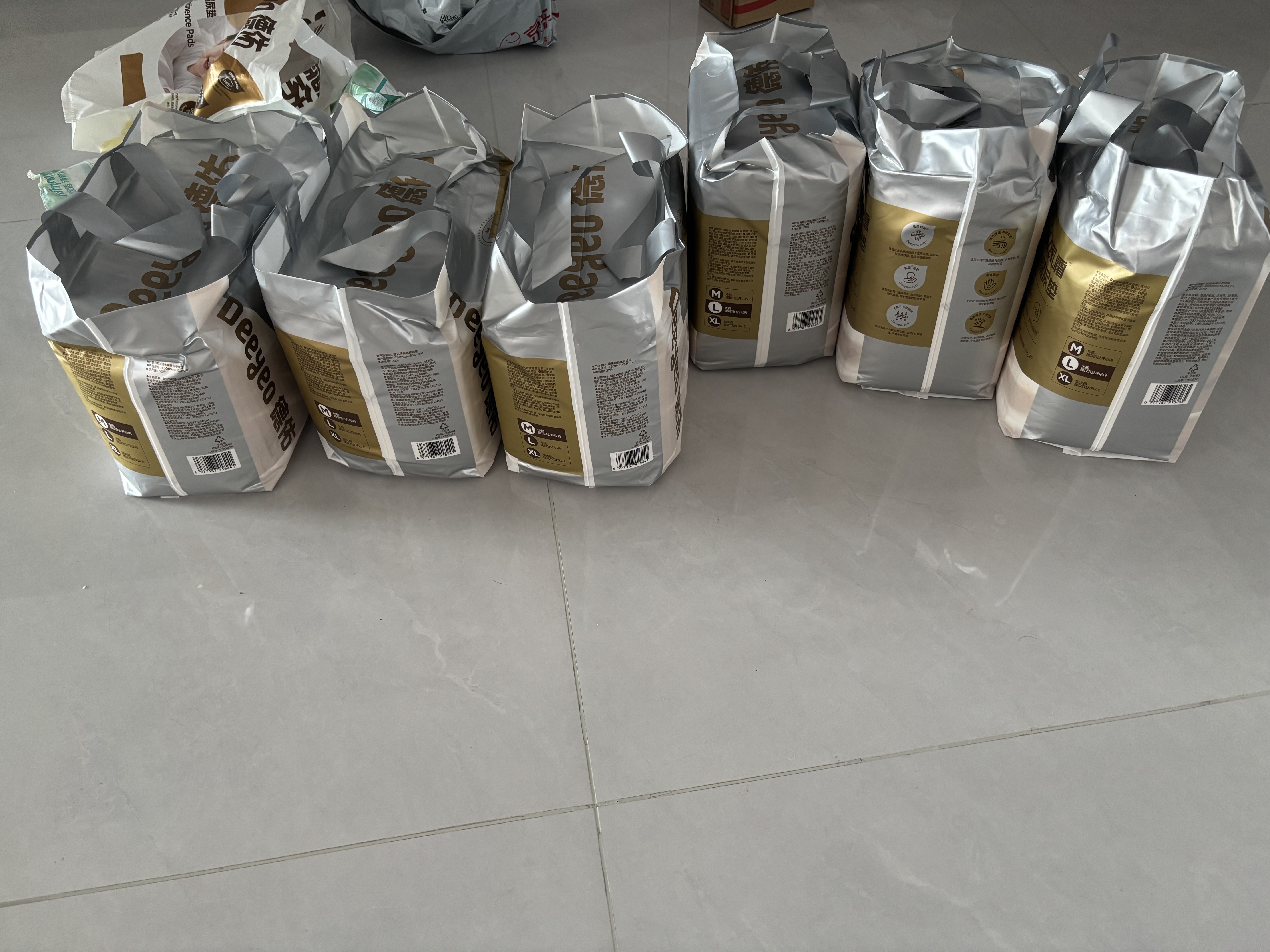 德佑超柔乳霜白金隔尿垫一次性婴儿护理垫姨妈垫宝宝尿垫m码96片 实拍图