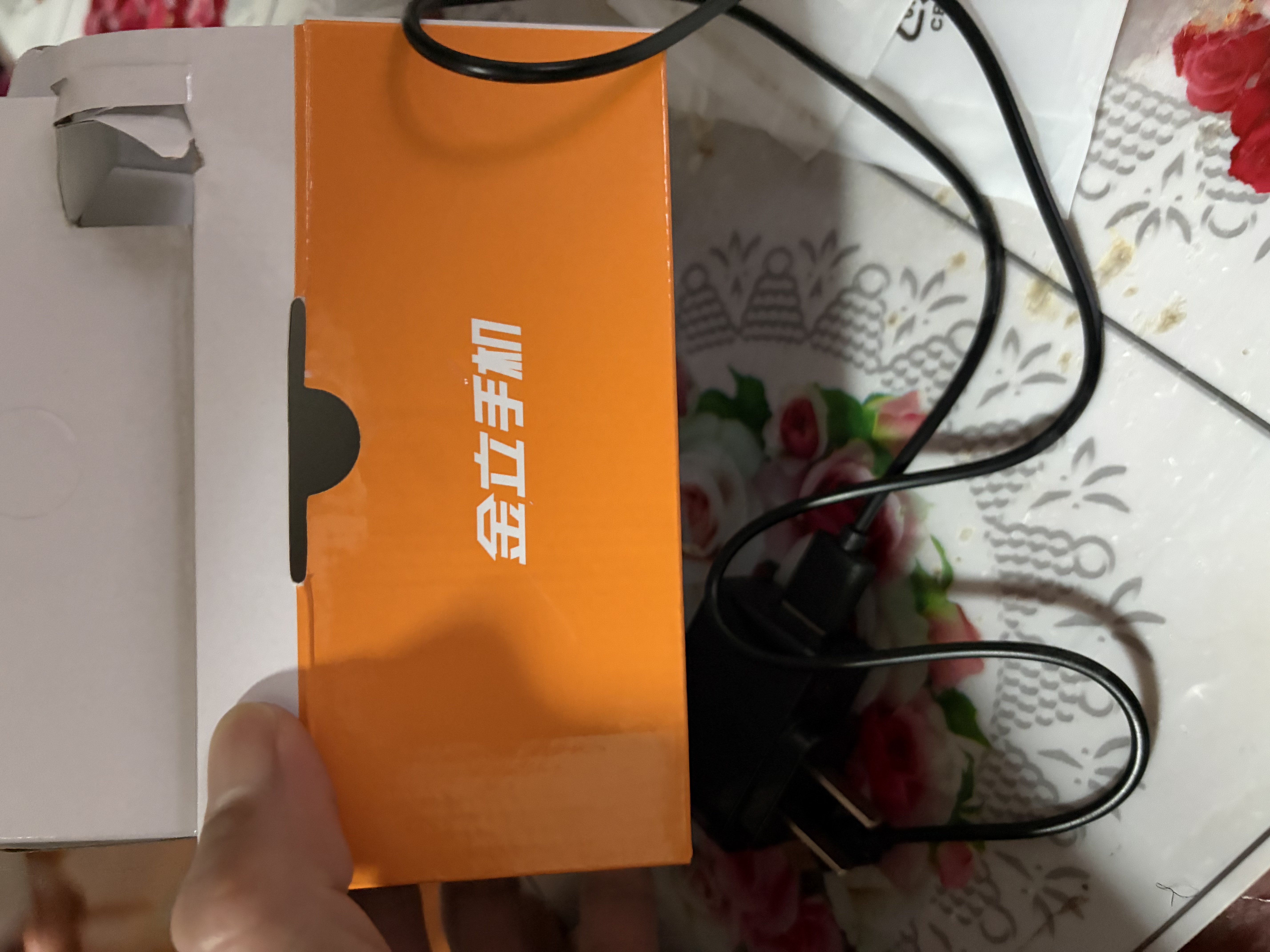 金立（Gionee）老年机 老年手机 超长待机大字体大声音大按键4G全网通翻盖老人机大屏学生手机老年人专用手机 V16 实拍图