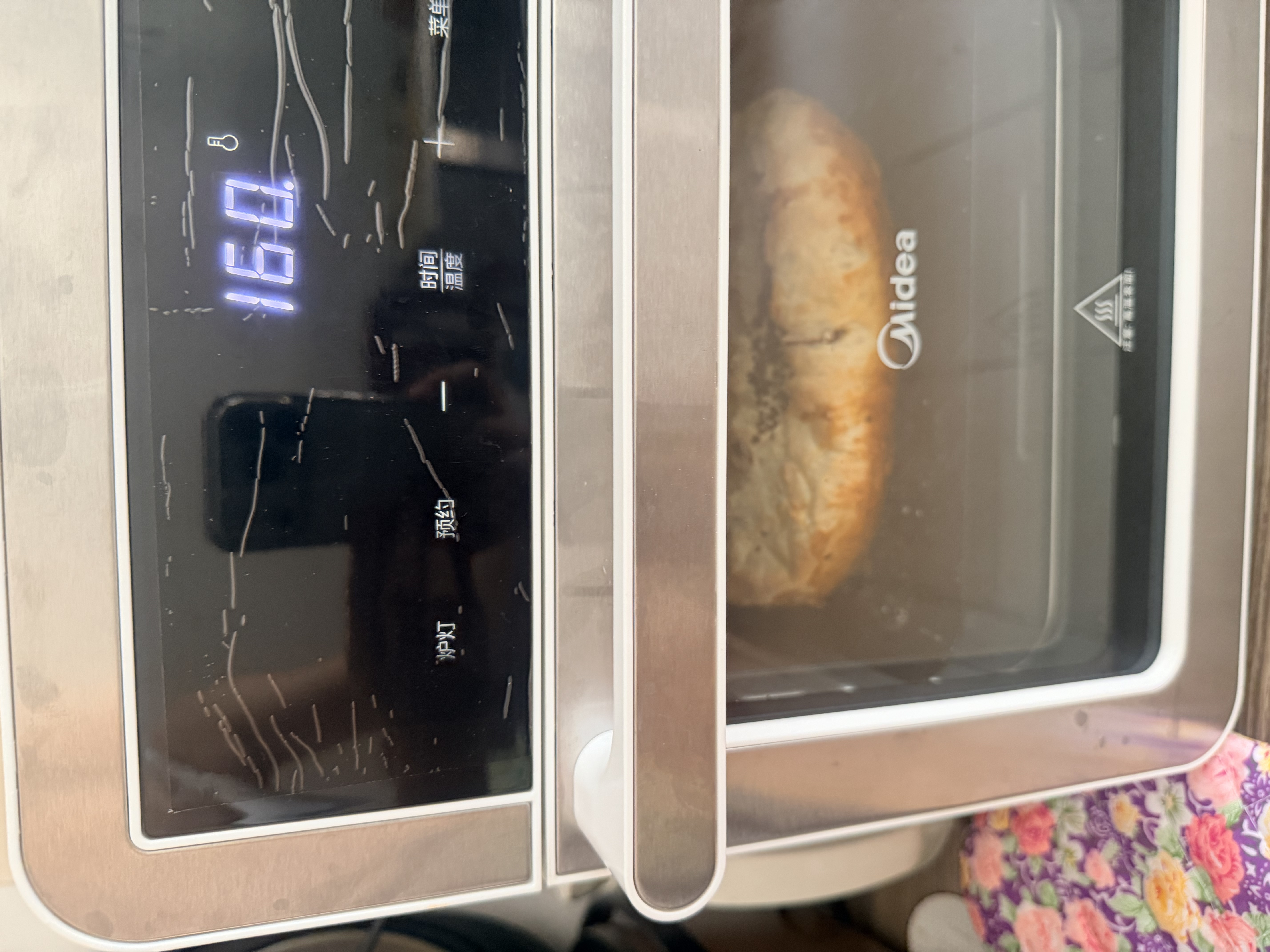 美的（Midea）空气炸锅全新新升级双层烤炸一体大容量多功能触屏免翻面15L空气炸烤箱MF-KZC15J01-QD 实拍图