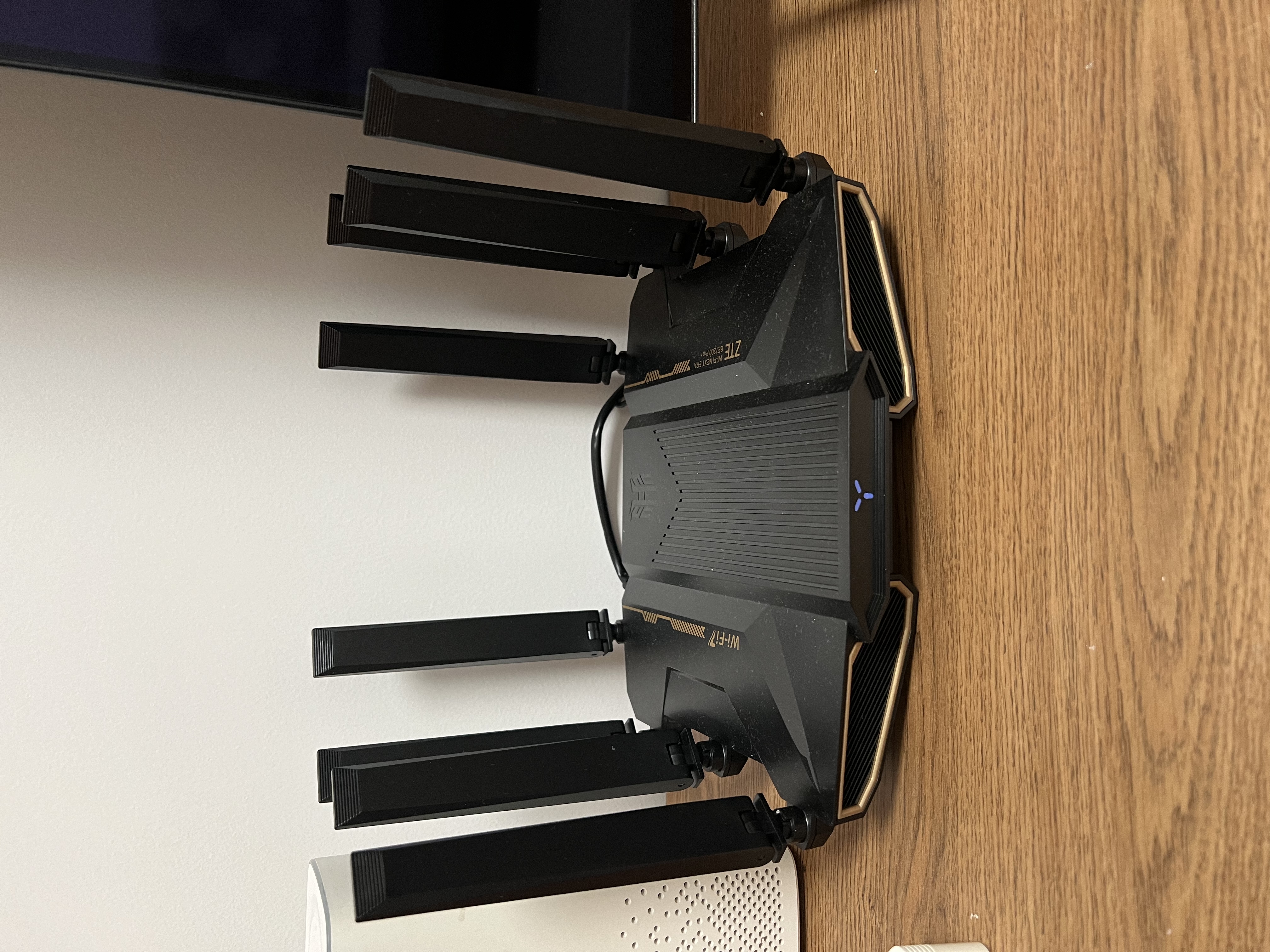 中兴（ZTE）【问天】BE7200Pro+ WiFi7家用无线路由器 双频聚合游戏加速 8颗独立放大器 满血2.5G网口 晒单实拍图