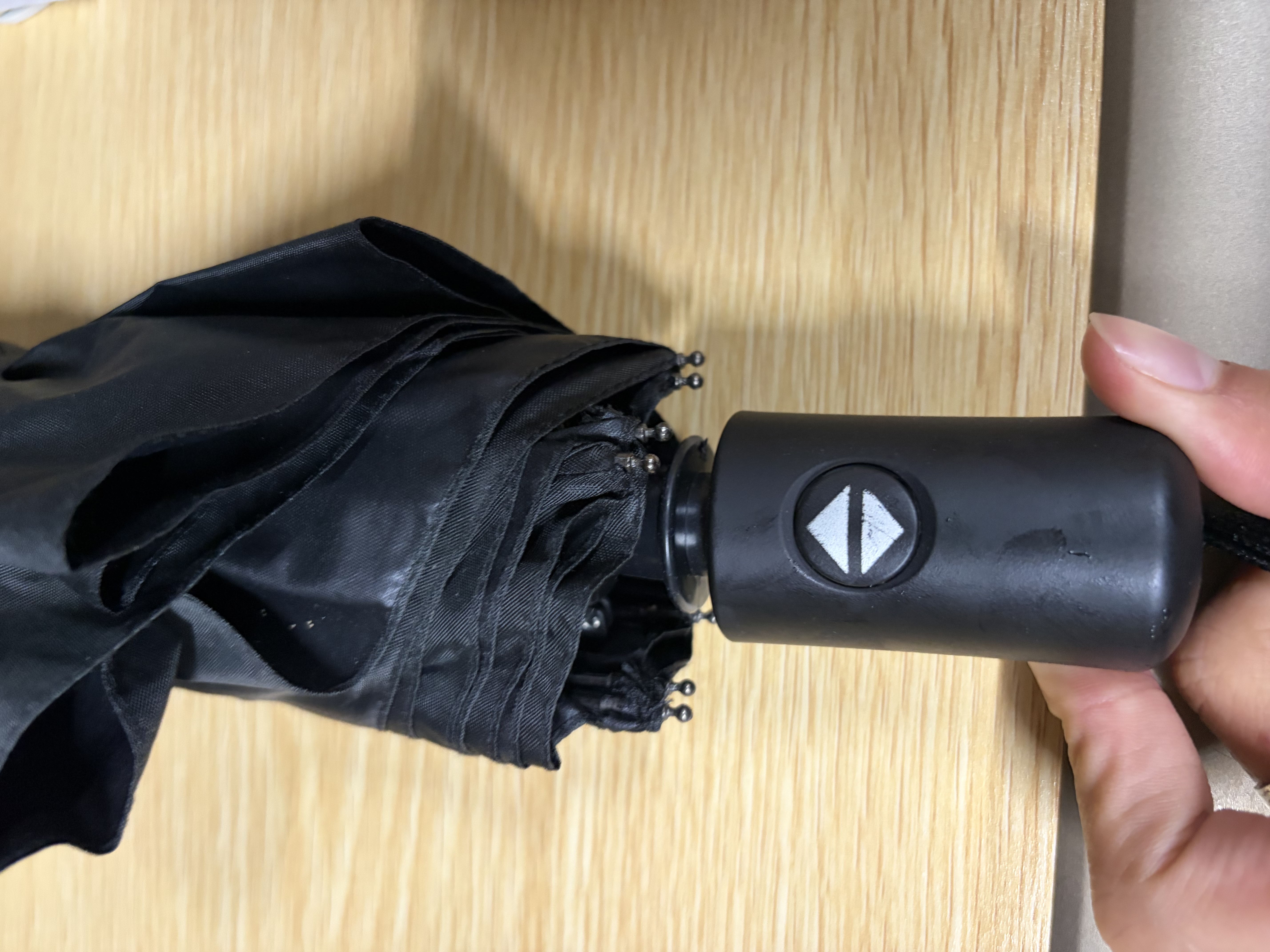 【全网爆款】自动UV折叠晴雨两用伞手动防晒遮阳黑胶伞过家家玩具 典雅黑【自动开启】UV双用伞 实拍图