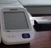 欧姆龙（OMRON）上臂式电子血压计血压仪医用高精准血压测量仪家用U724J 实拍图