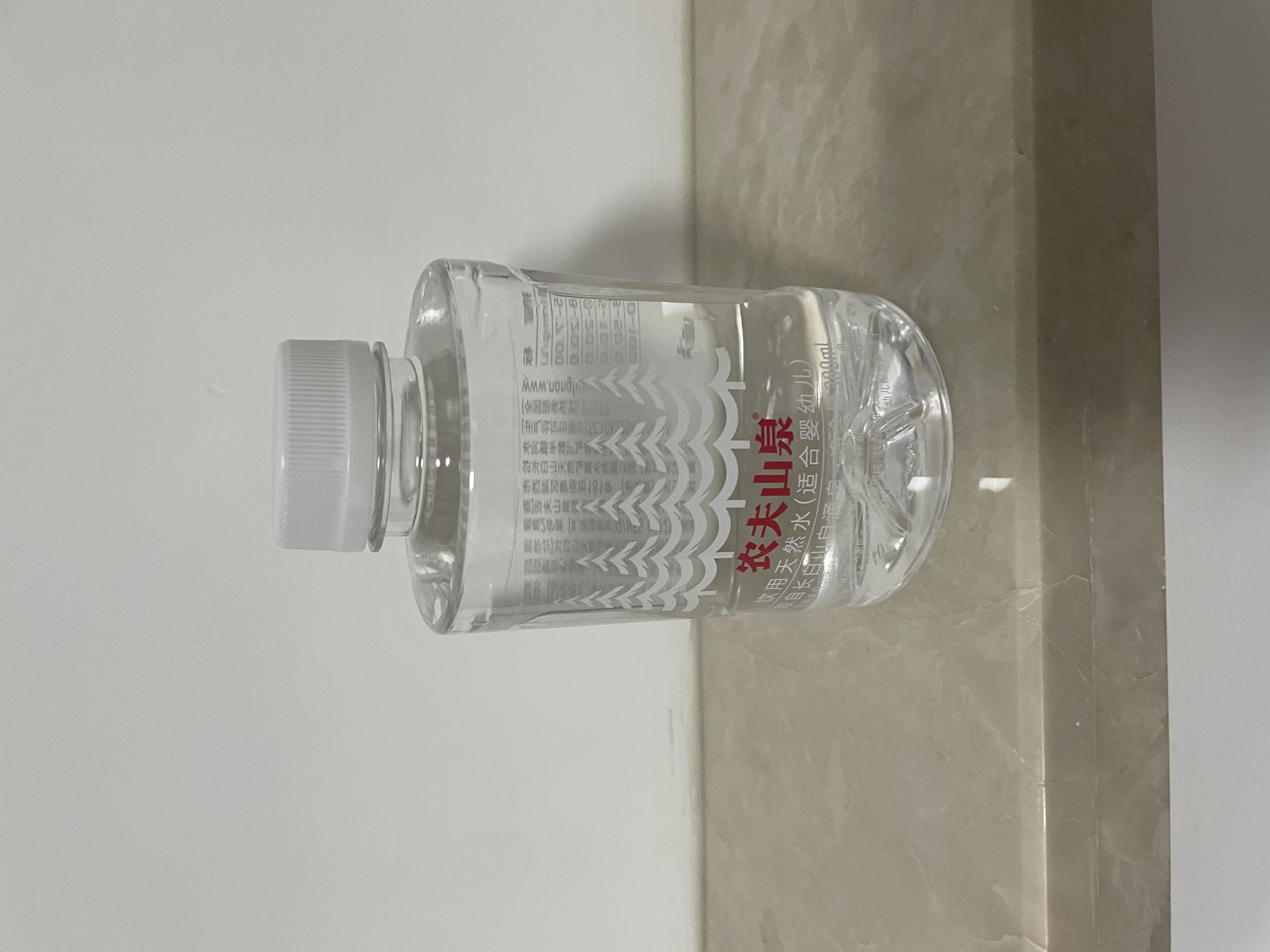 农夫山泉饮用天然水（适合婴幼儿）380ml*24瓶 整箱装 口袋水迷你水 实拍图