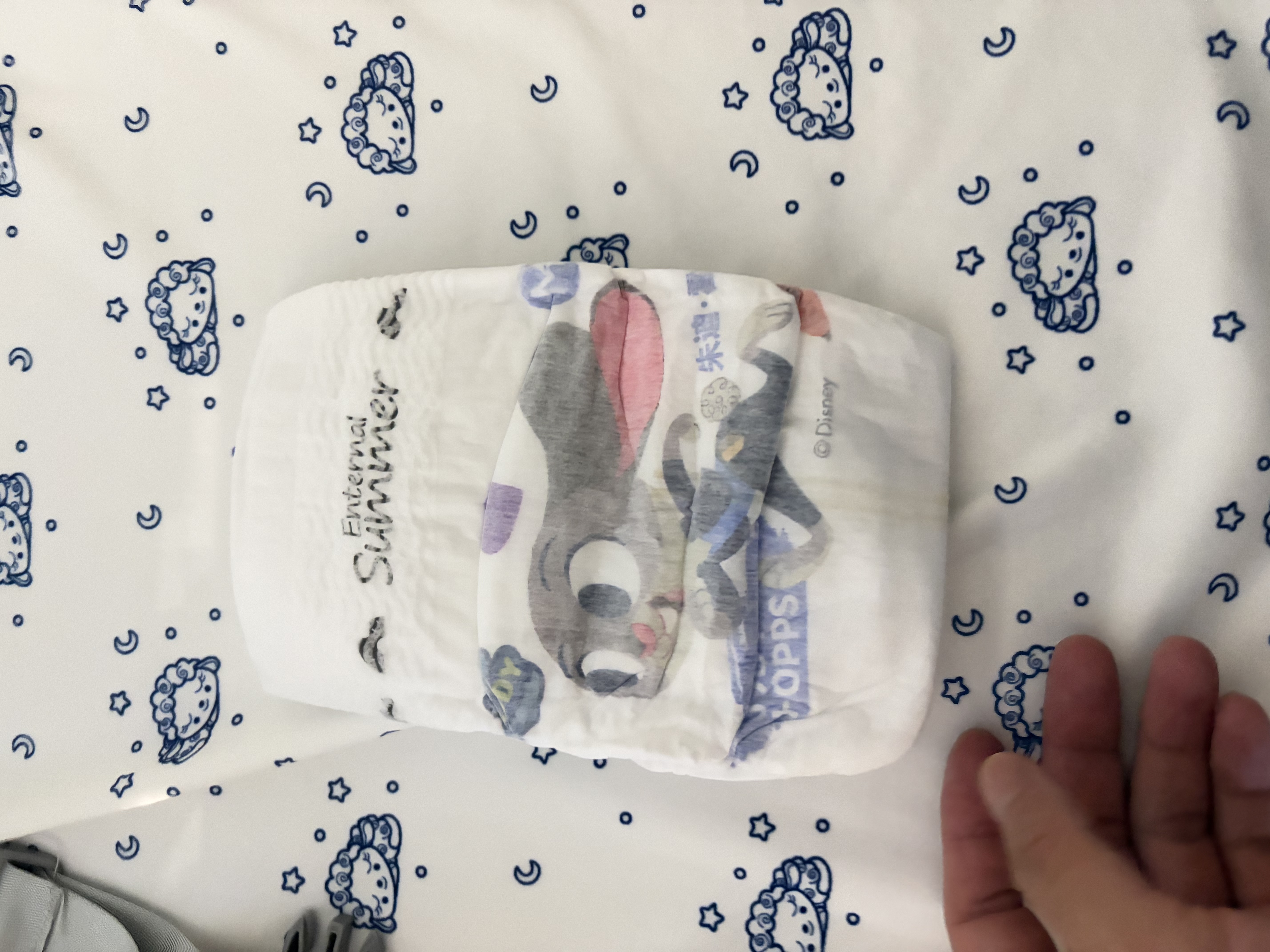 祺安【新品】4祺安丝柔棉眠超薄透气柔软新生儿纸尿裤拉拉裤便捷装 拉拉裤L码4片 实拍图