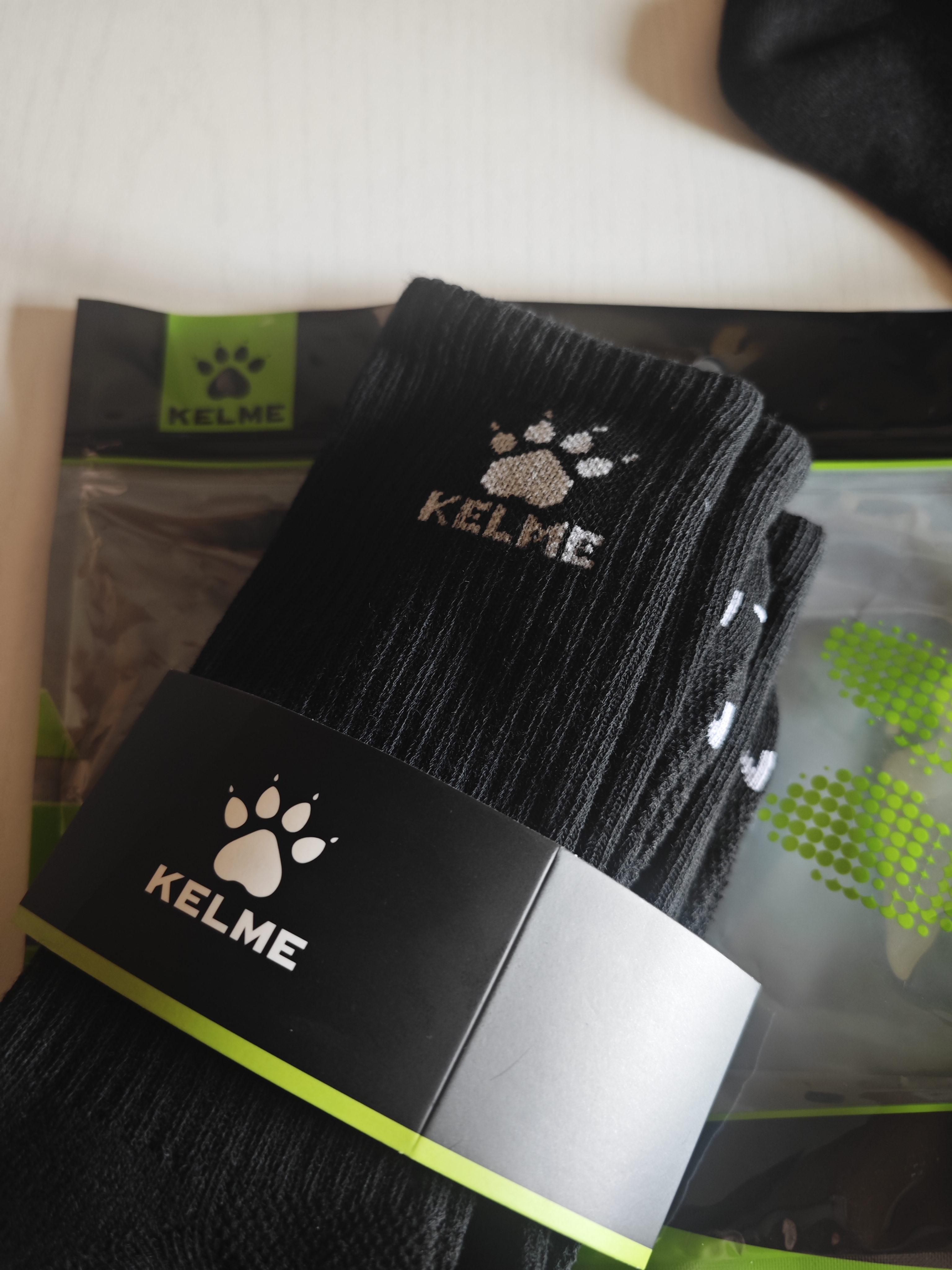 卡尔美（KELME）袜子运动袜（3双）男女秋冬保暖长袜篮球吸汗跑步抗菌休闲生活袜 实拍图