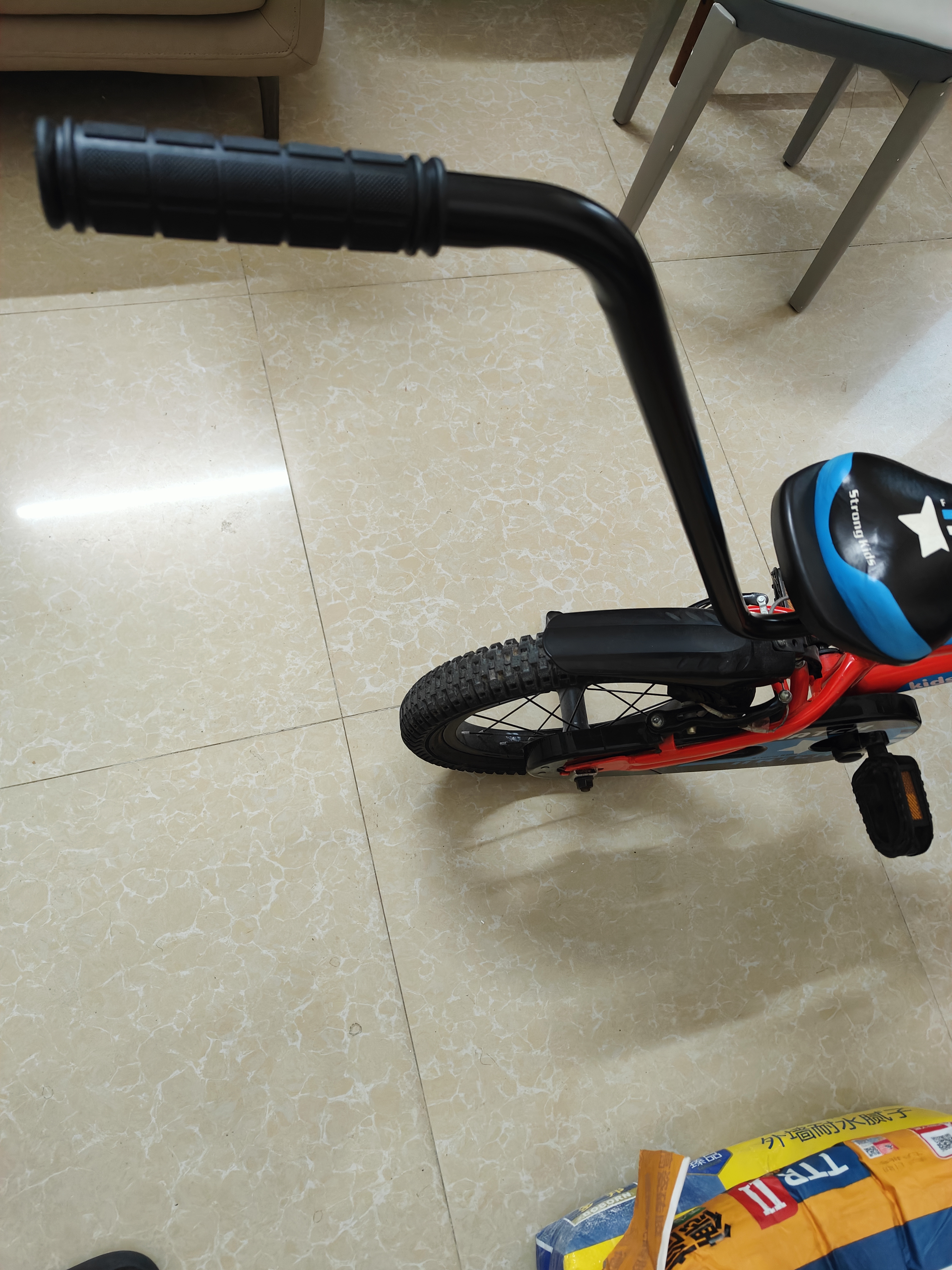 四万公里儿童学车神器辅助杆小孩学骑自行车扶手把推杆辅助轮脚撑单车骑行 实拍图
