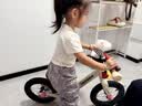 乐卡（Lecoco）儿童平衡车无脚踏宝宝学步车2-6岁幼儿滑行滑步车 12寸 X1-丝绒摩卡 【充气轮】 实拍图