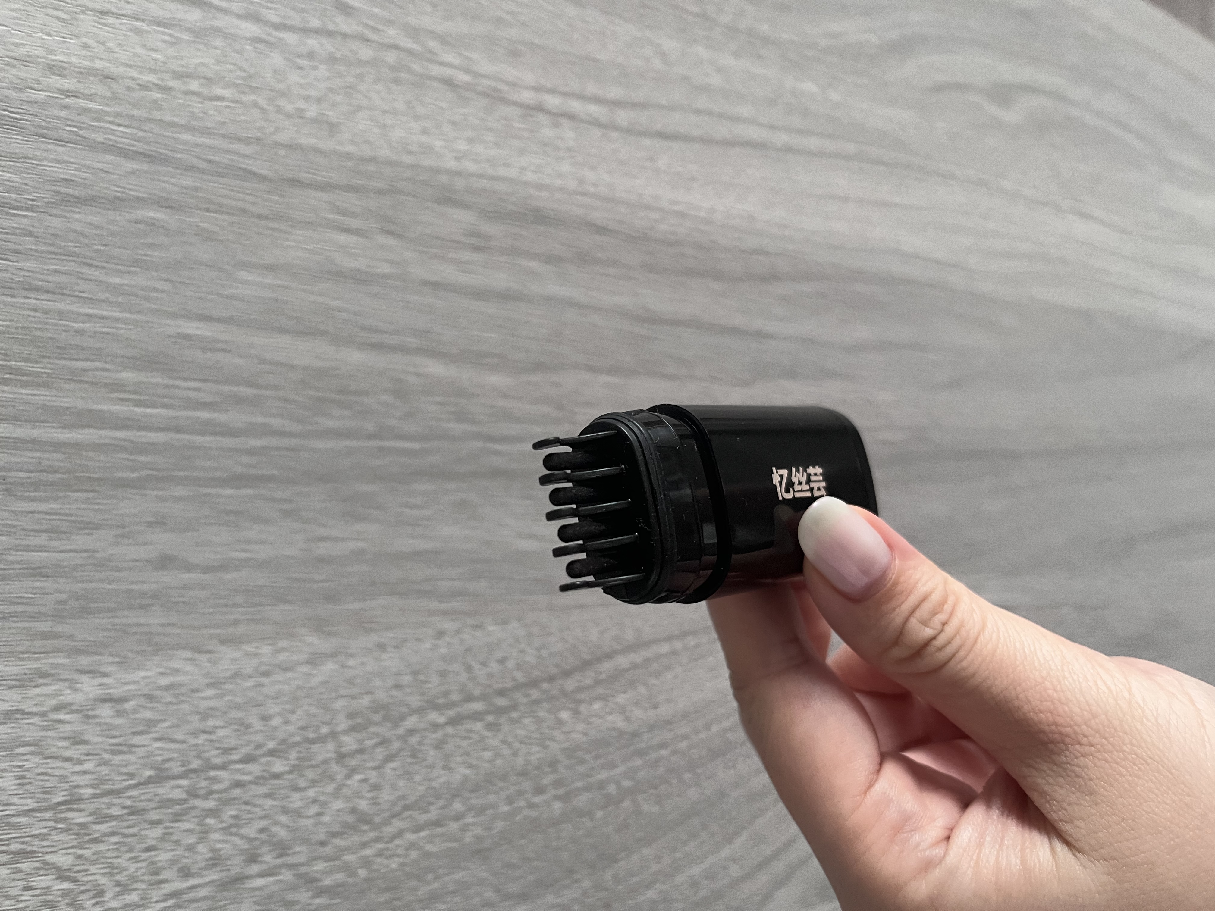 忆丝芸染发笔白发遮盖笔植物不沾头皮不掉色一次性发根遮白神器美发棒棕 实拍图