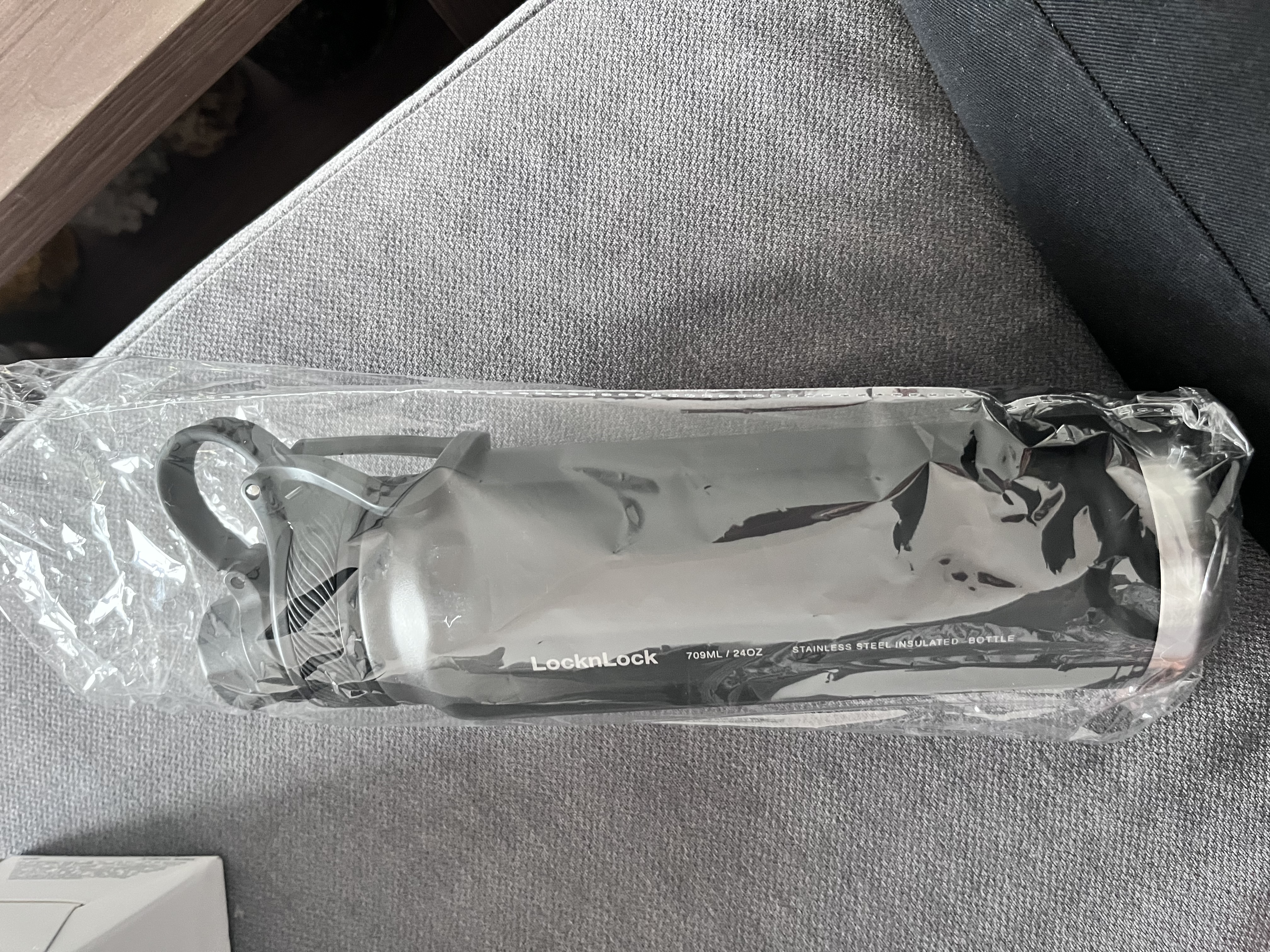 乐扣乐扣（LOCK&LOCK）探索保温保冷运动杯便携运动壶大容量水杯子709ML蓝色LHC3251BLU 实拍图