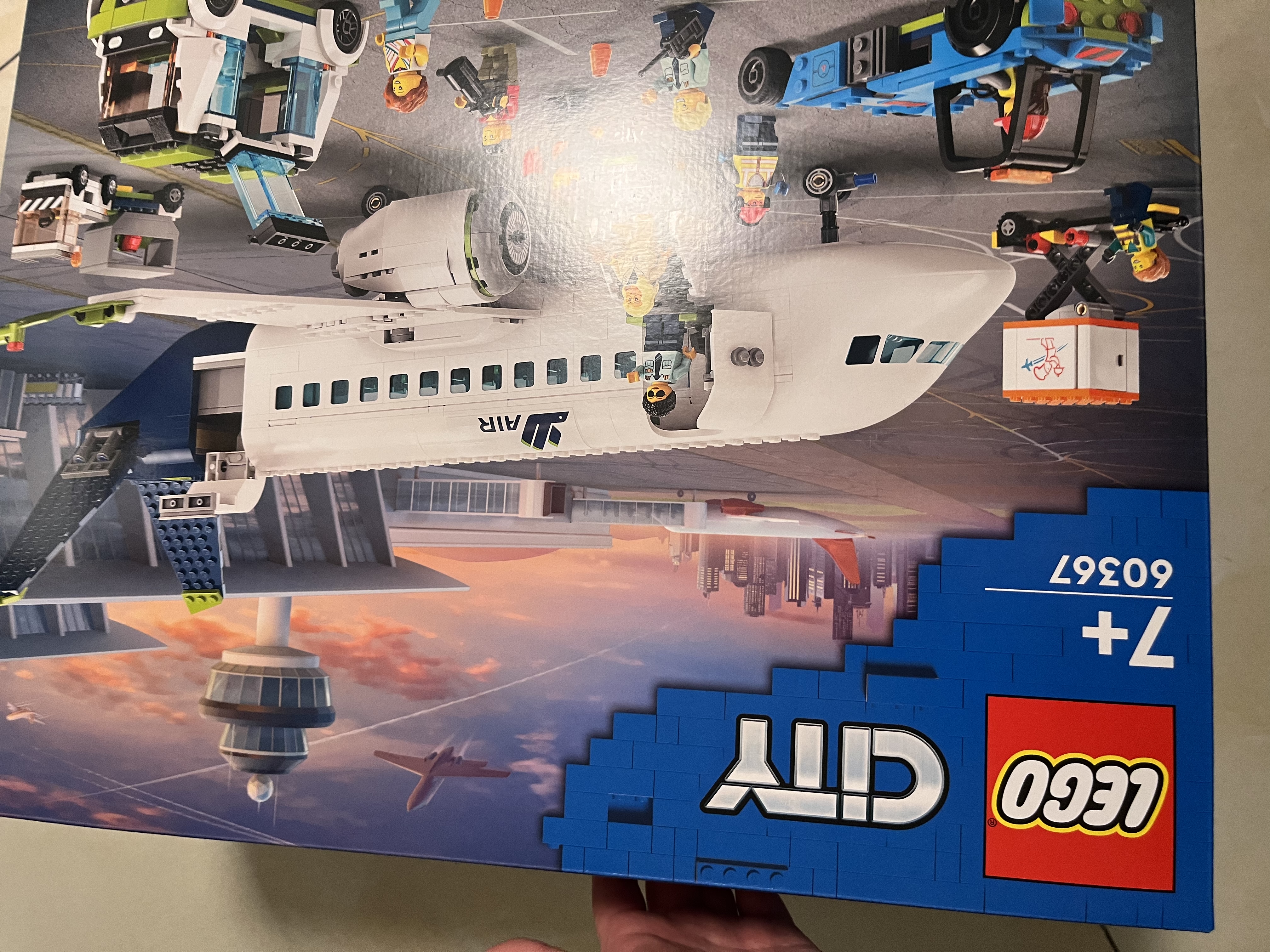 乐高（LEGO）积木城市组60367 客运飞机男女孩儿童玩具生日礼物赠礼袋 实拍图
