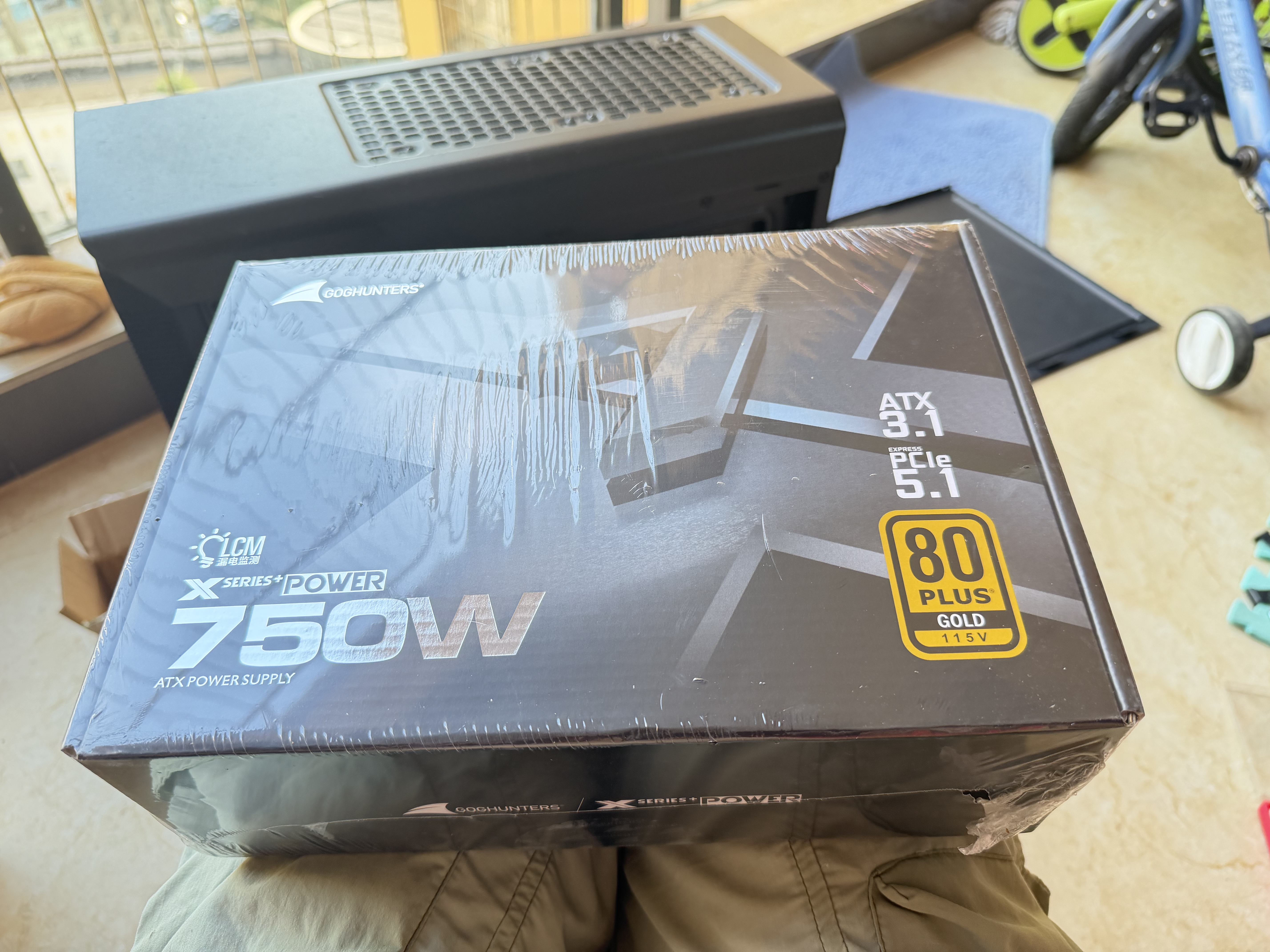 长城（Great Wall）额定750W X7金牌全模电脑电源（ATX3.1/原生PCIe5.1/漏电监测/单路12V/自动启停/支持50系显卡） 实拍图