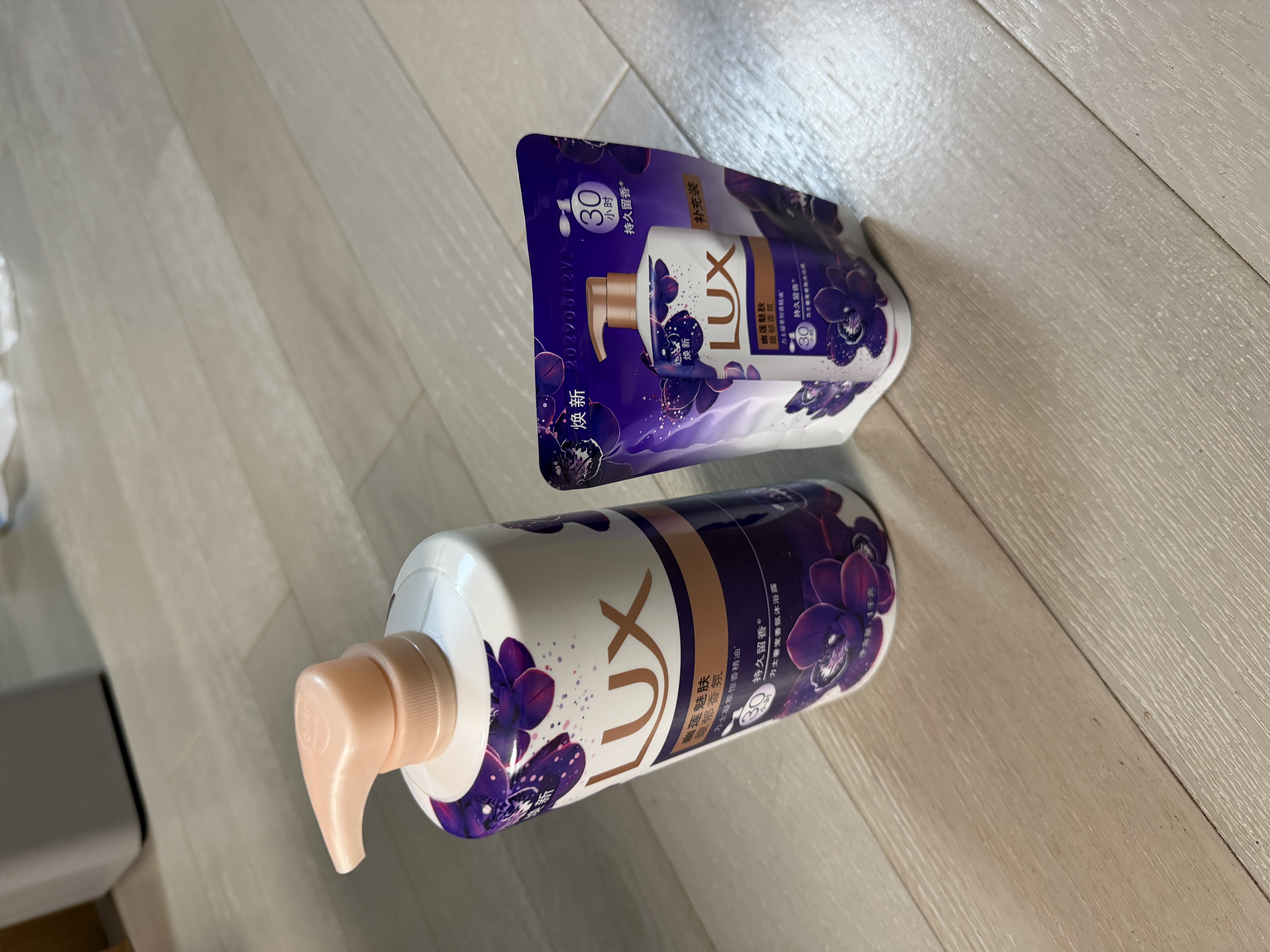 力士（LUX）力士依兰香沐浴露套装幽莲魅肤1kg送幽莲350g 男女持久留香沐浴露 实拍图