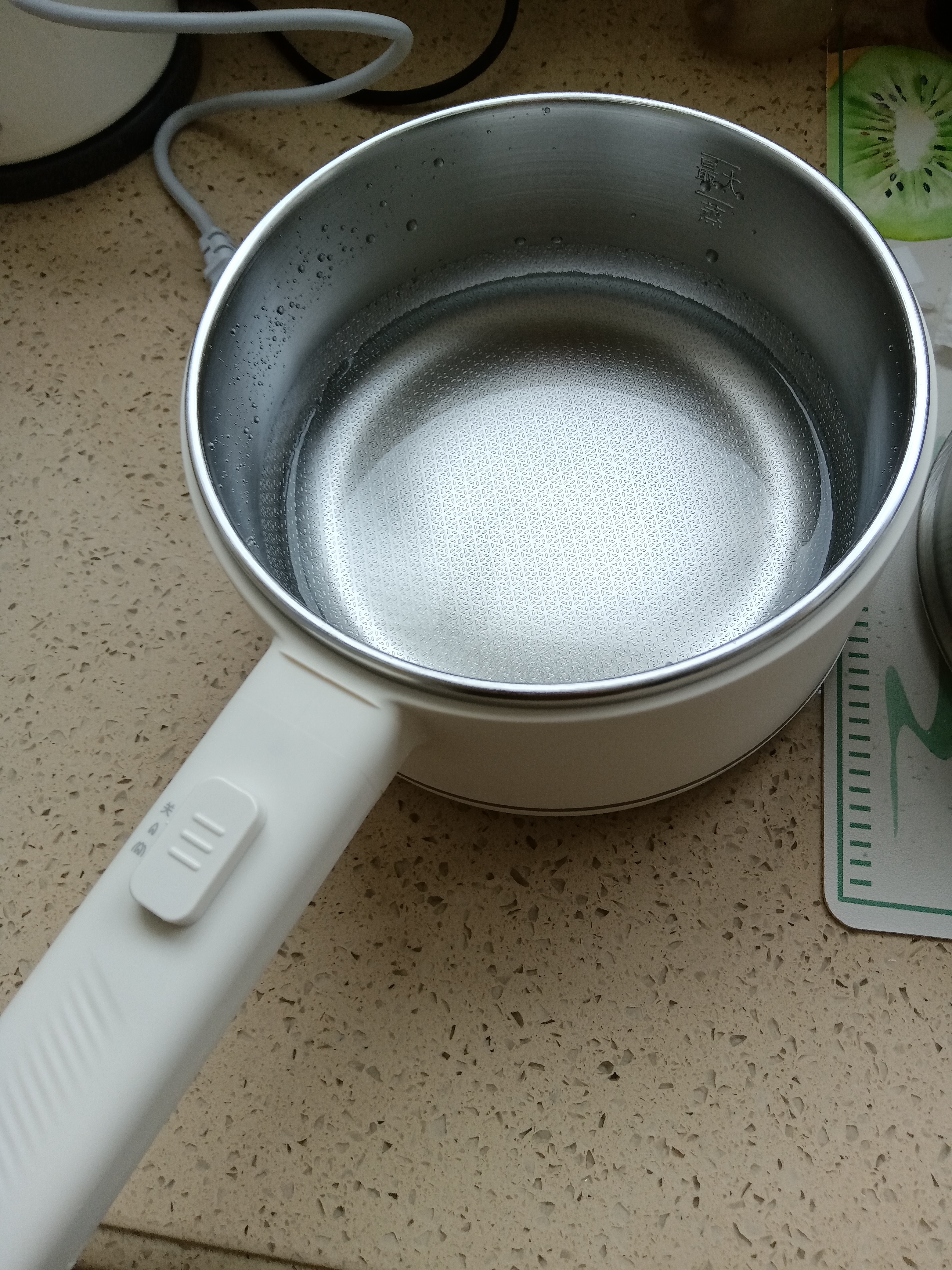美的（Midea）电煮锅 小电锅 不锈钢0涂层电热锅 宿舍小锅多功能锅 1.6L学生寝室一体泡面小火锅XZC2017G 配蒸笼 实拍图
