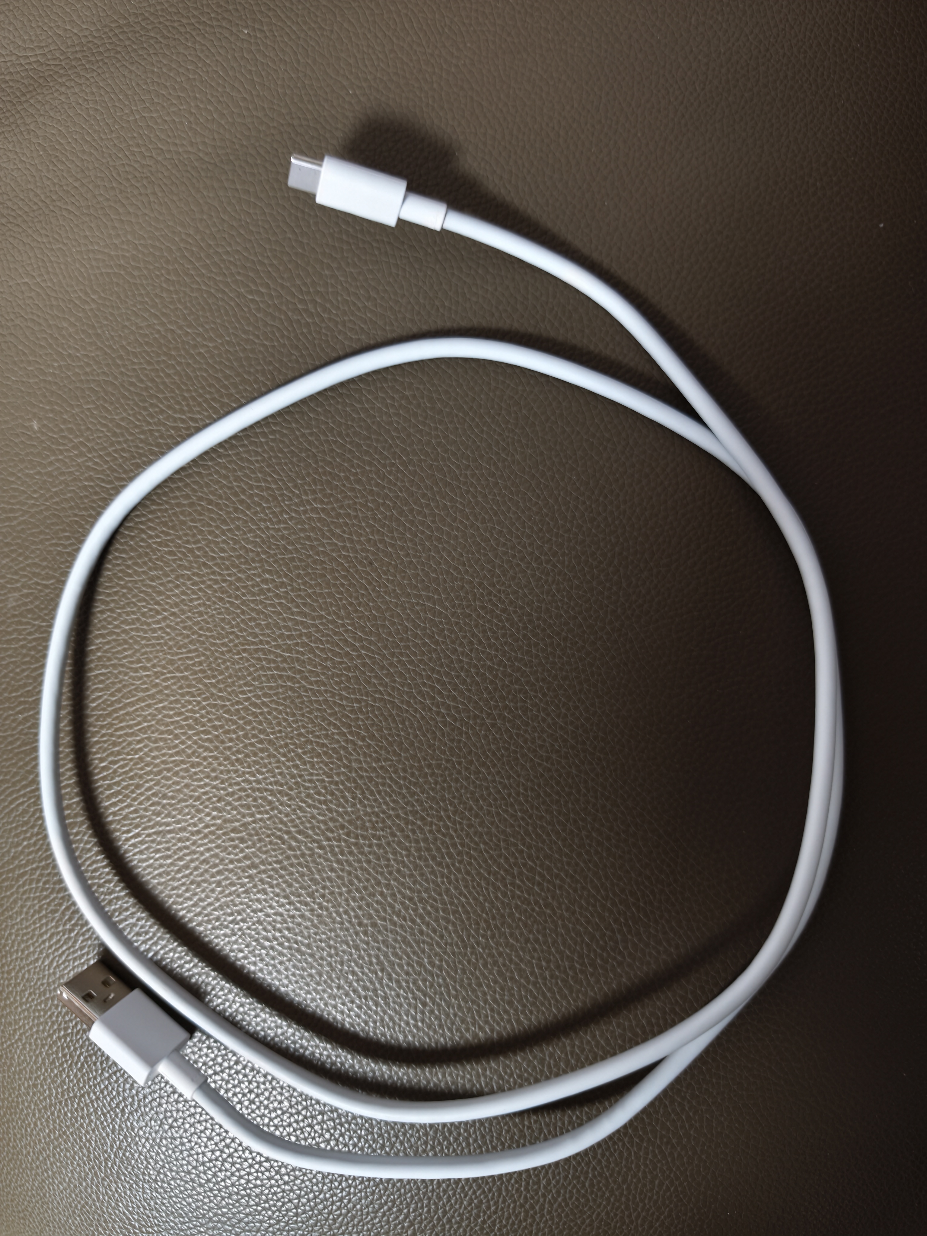vivo8.5A Type-C闪充数据线(1.5m) A to C 灰色 实拍图