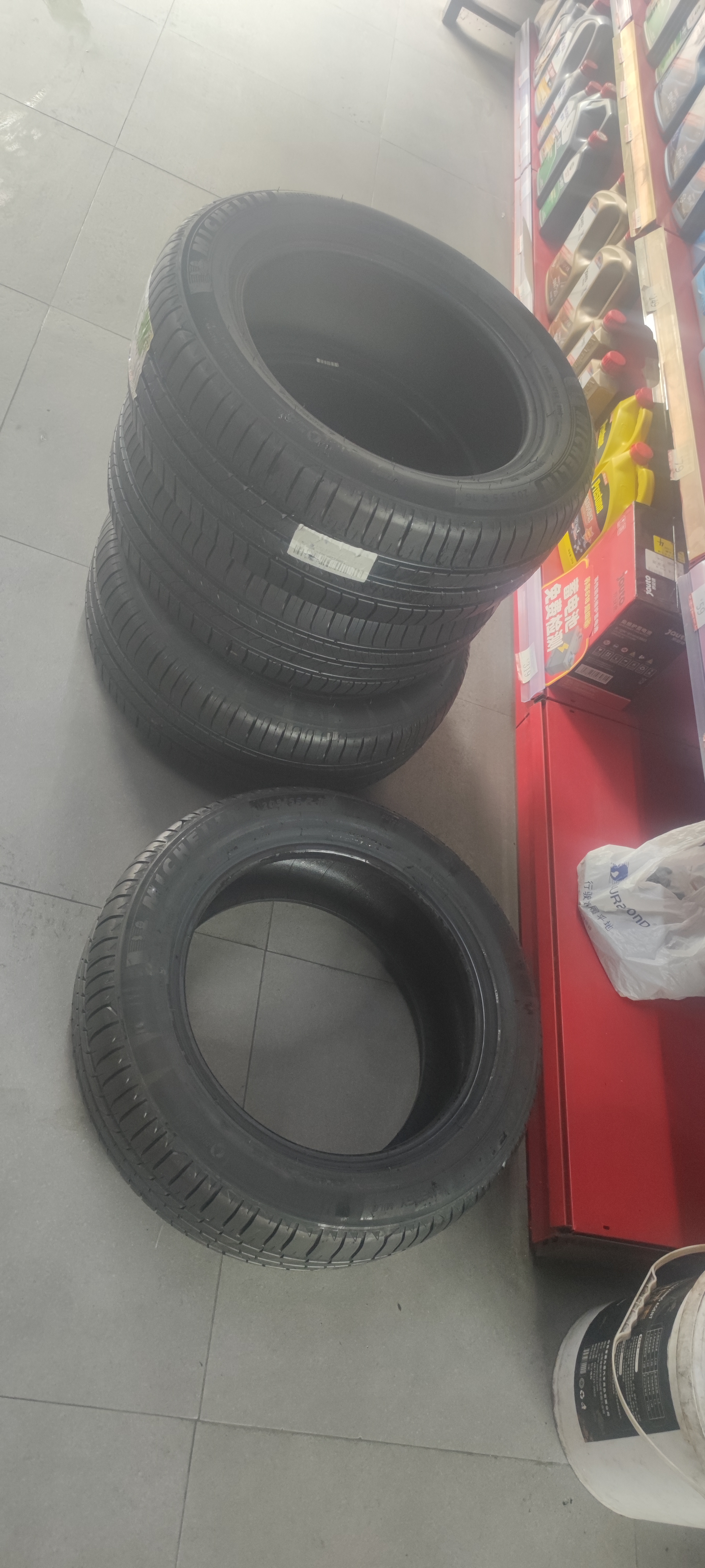 米其林（MICHELIN）汽车轮胎 205/55R16 91V 耐越 ENERGY MILE 【月黑风高】 实拍图
