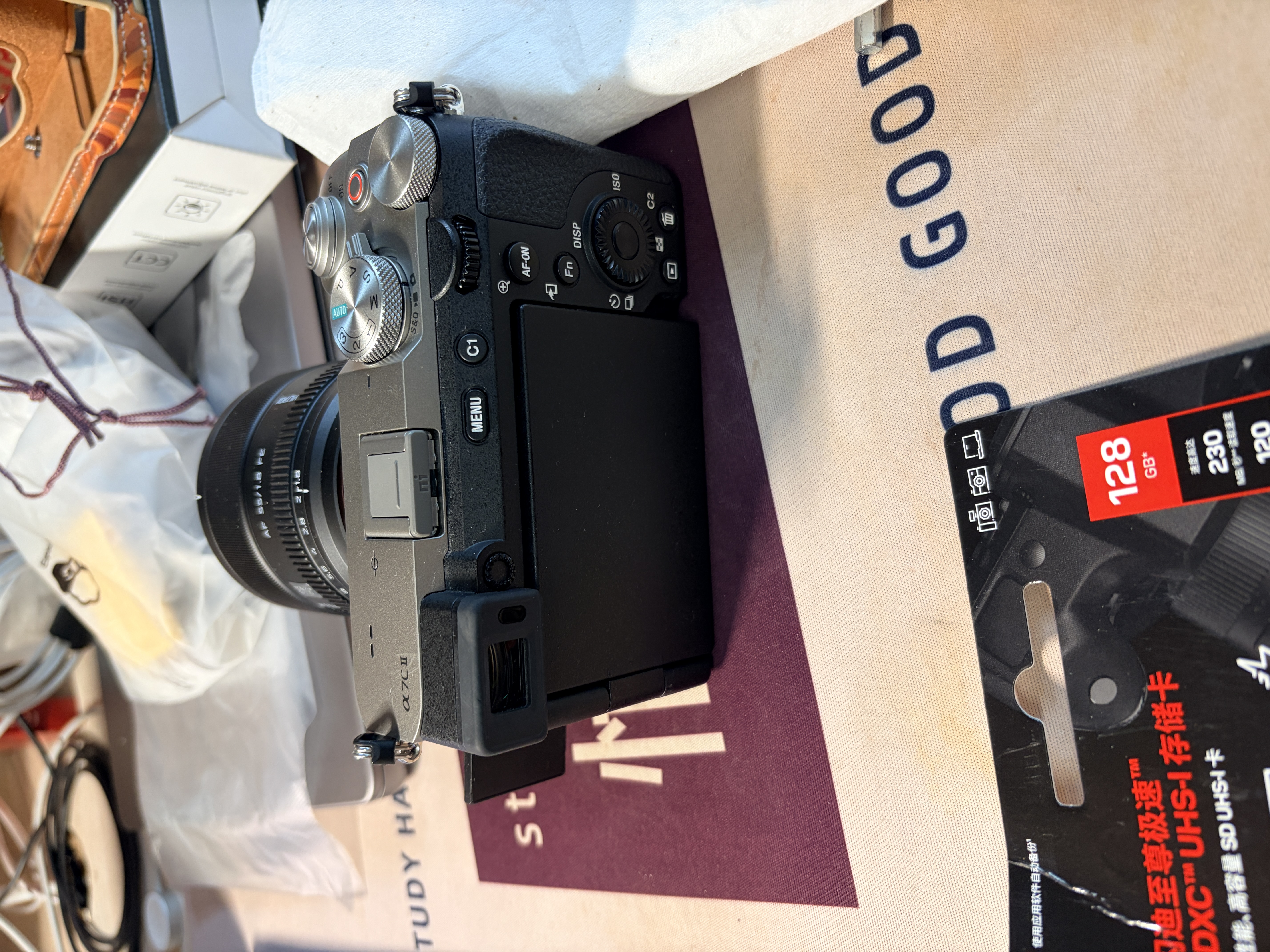 Sandisk闪迪128GB SD内存卡 4K V30 U3 C10 相机存储卡 读速230MB/s 写速120MB/s 高速连拍 微单/单反相机 实拍图