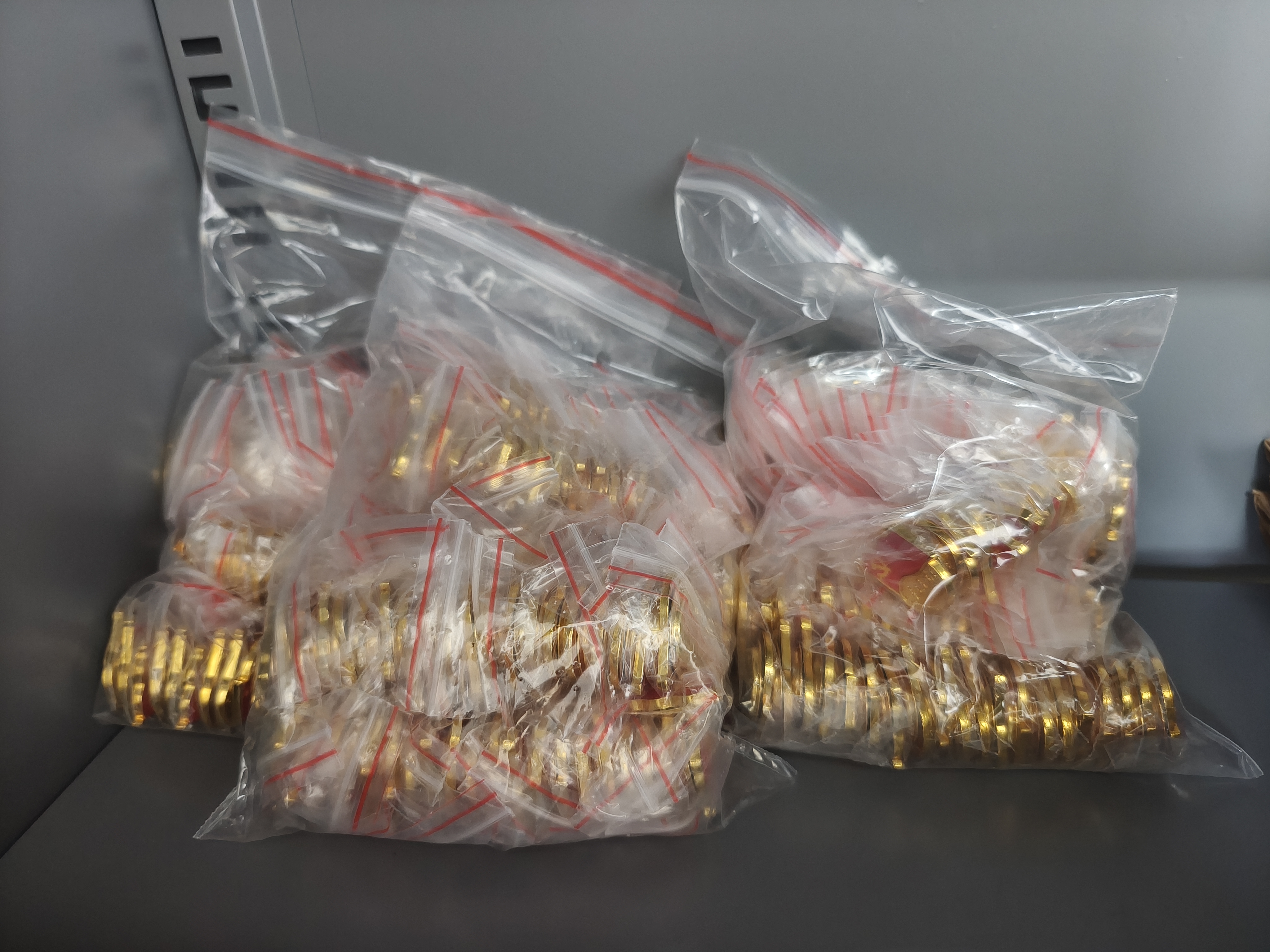 格立特（gelite）不褪色国家标准党徽胸章别针党员徽章党徽强磁加厚党徽磁吸党徽别针党徽最新版2026强磁吸党徽磁扣 实拍图