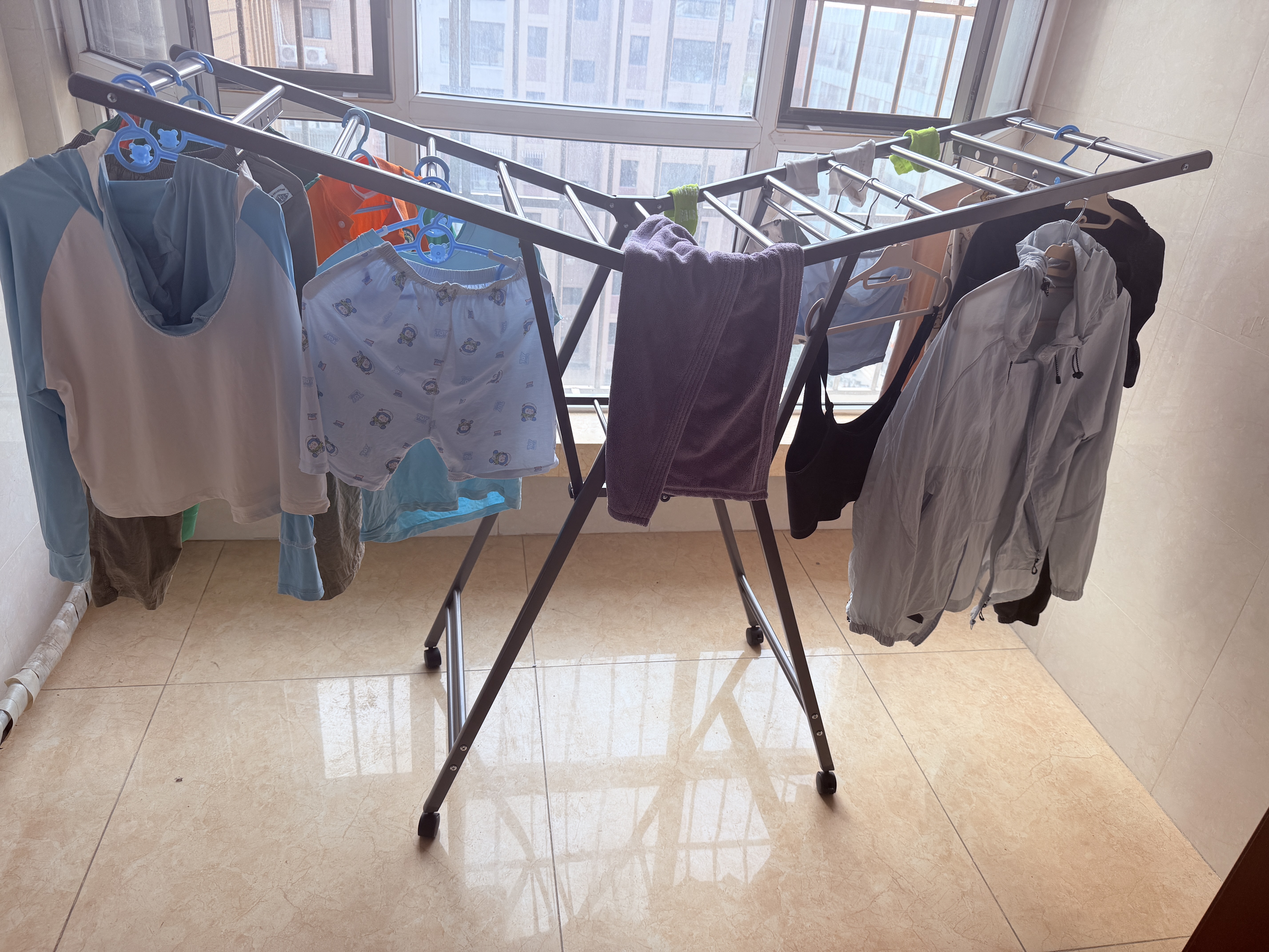 美丽雅晾衣架落地阳台专用可移动晒衣架可折叠晾衣杆翼型室内落地式衣架 实拍图