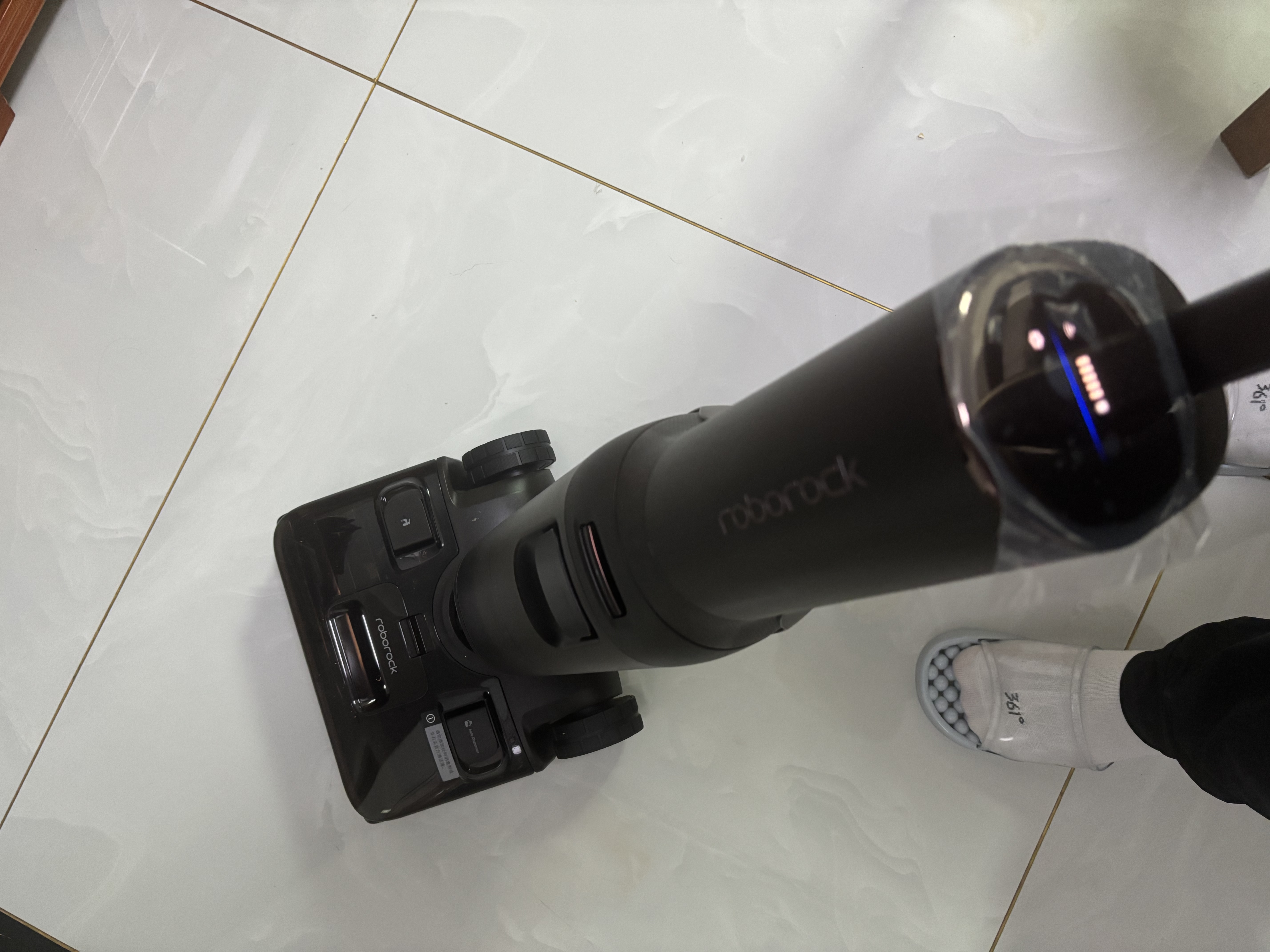 石头【价保11.11开门红】A30 Pro2.0洗地机【AI全向助力】25kPa吸力95℃自动清洗拖地机扫地机器人 实拍图