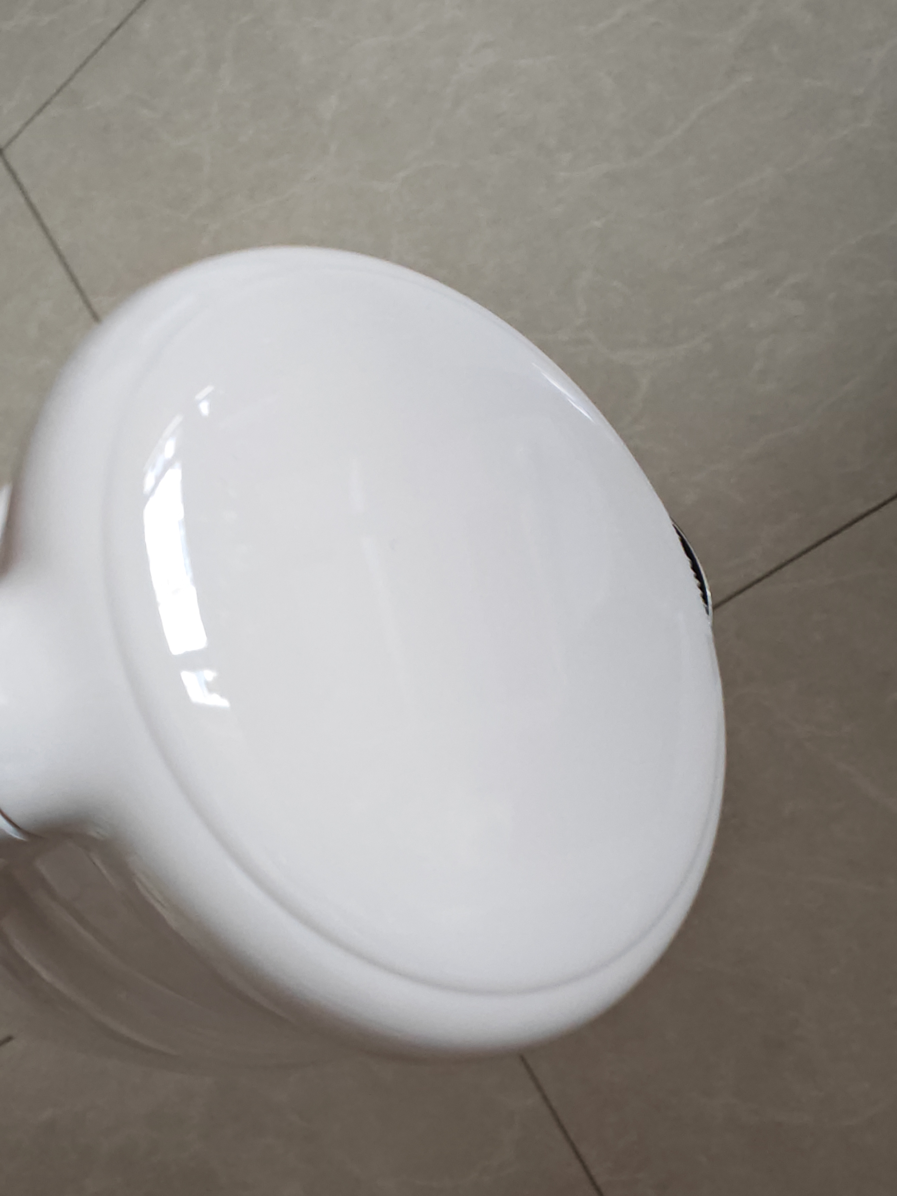 九阳（Joyoung）热水壶烧水壶电热水壶 双层防烫有钛内胆 家用1.5L大容量电热水壶 K15FD-W166 实拍图