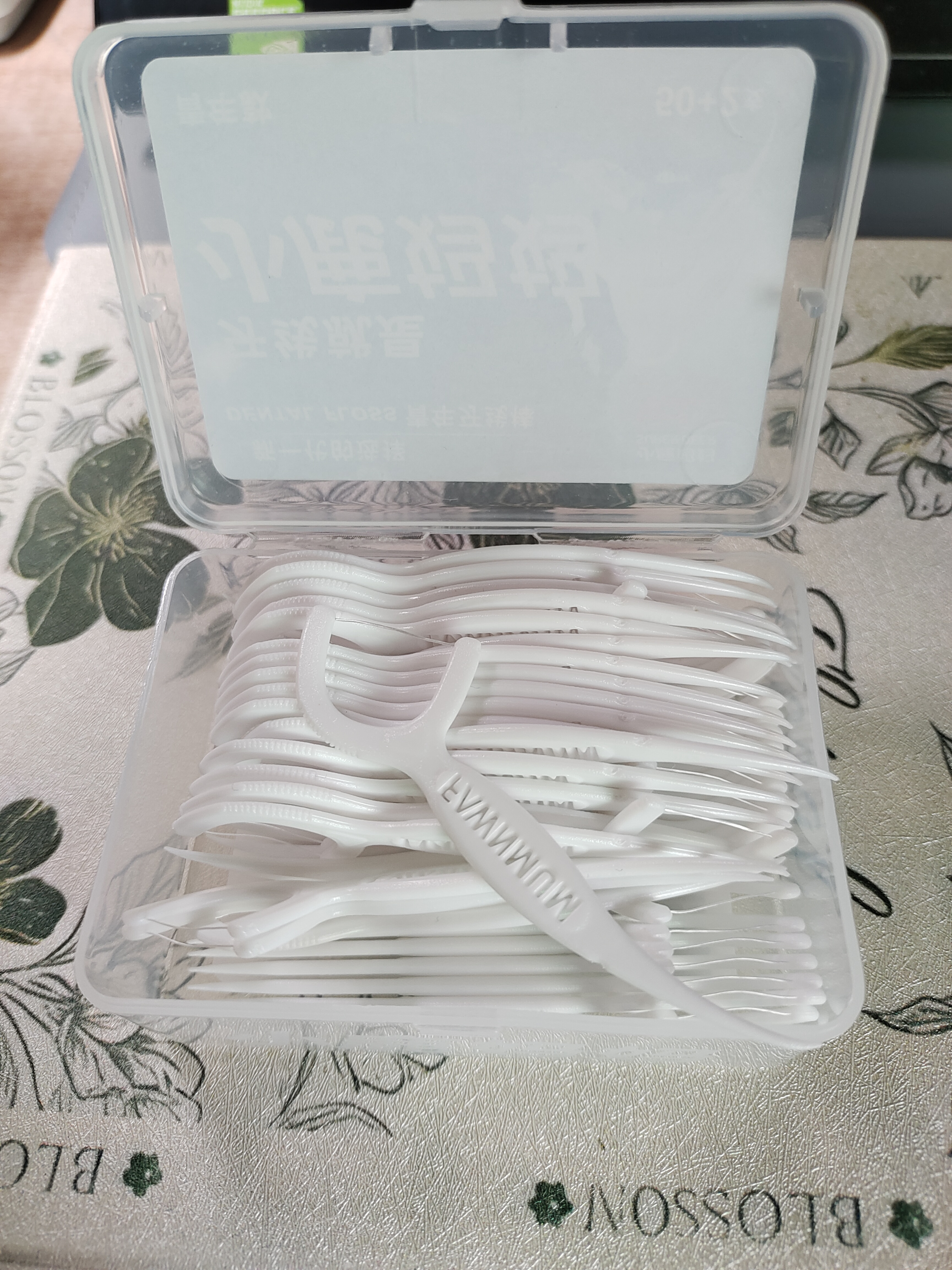 小鹿妈妈 专业洁齿牙线棒齿缝青年款牙签52支/盒 6盒312支 实拍图