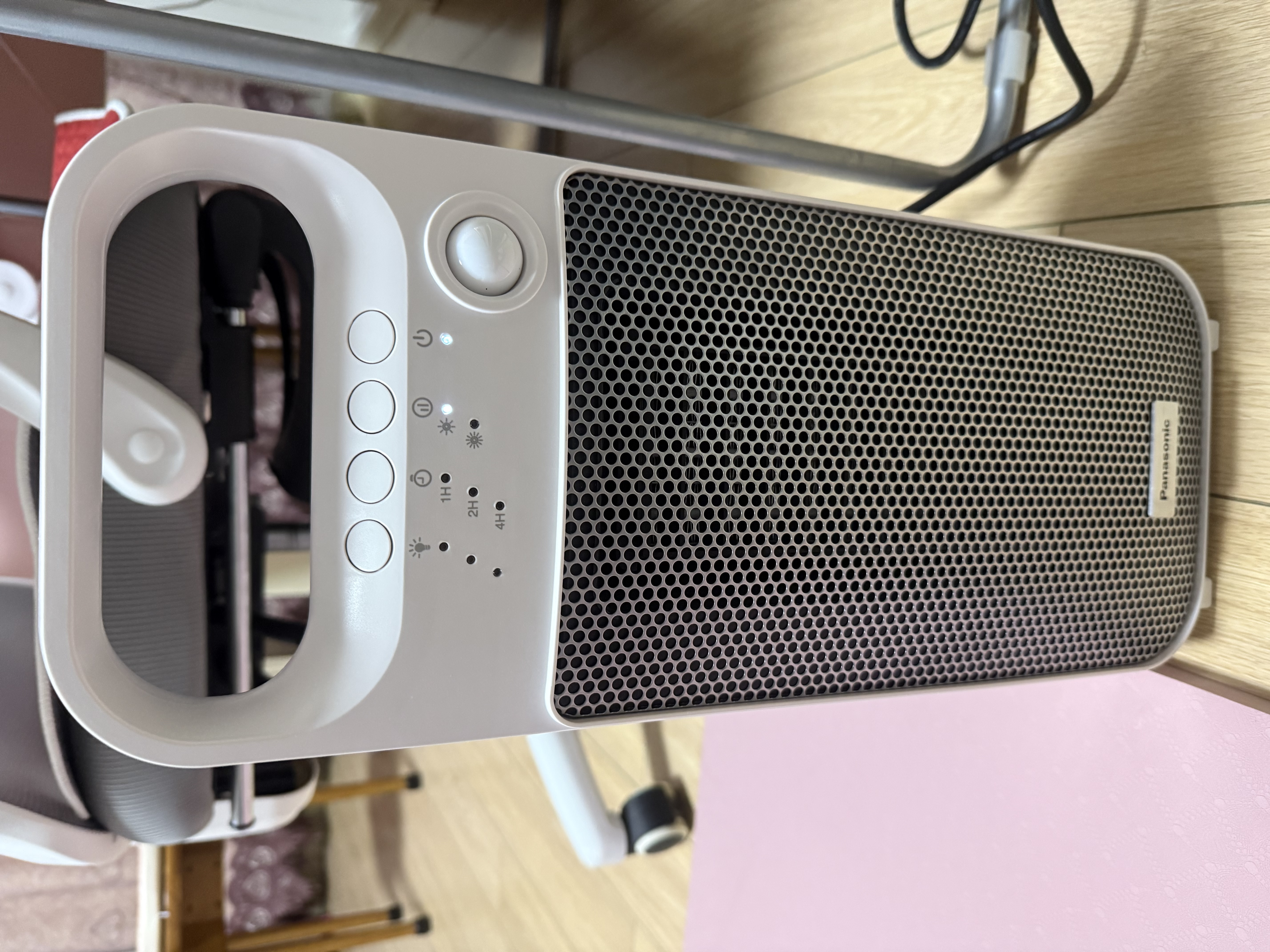 松下（Panasonic）暖风机取暖器家用电暖器电暖气电暖风浴室防水速热立式办公室卧室小型母婴热风机神器DS-PF2027CW 实拍图