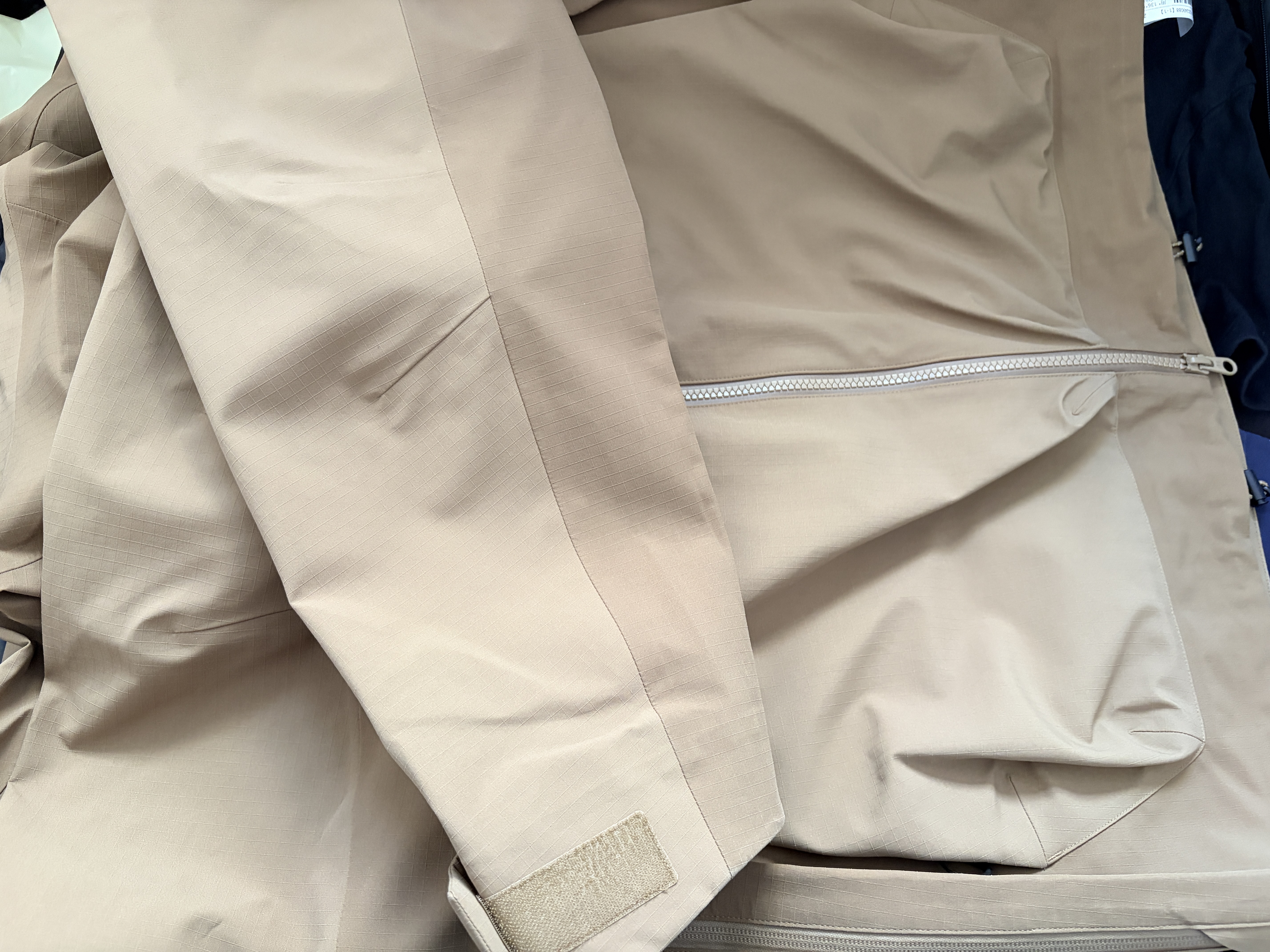 【冲锋衣专洗】洗衣服务 干洗冲锋衣专业洗护丰巢洗衣 上门取送干洗软/硬壳/三合一 干洗衣服水洗始祖鸟祖鸟 标准洗 | 冲锋衣1件 点击去定制选择上门时间 实拍图