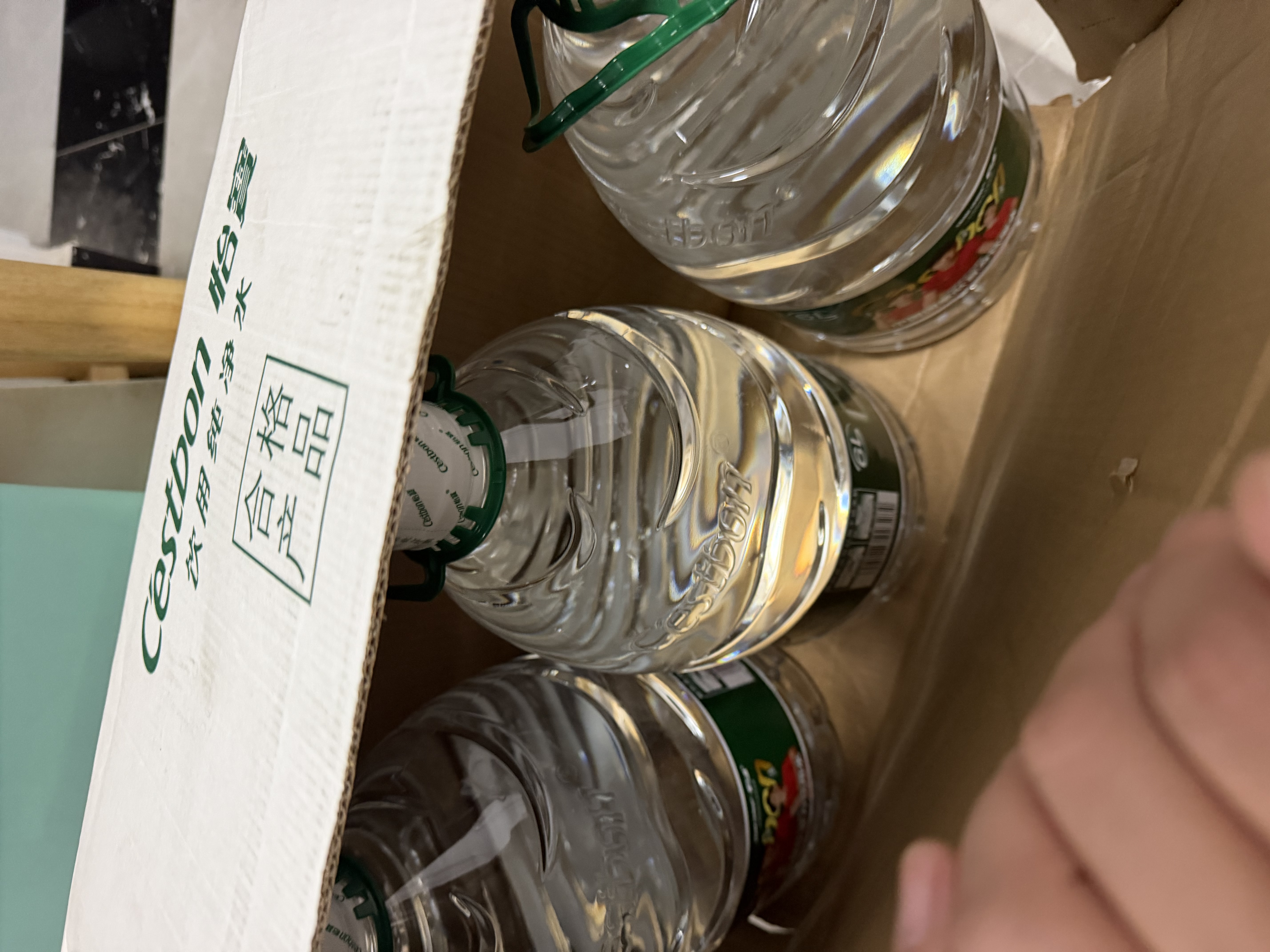 怡宝纯净水6L*3桶 实惠家庭装 泡茶煲汤 饮用水大桶装整箱 租房实用 实拍图