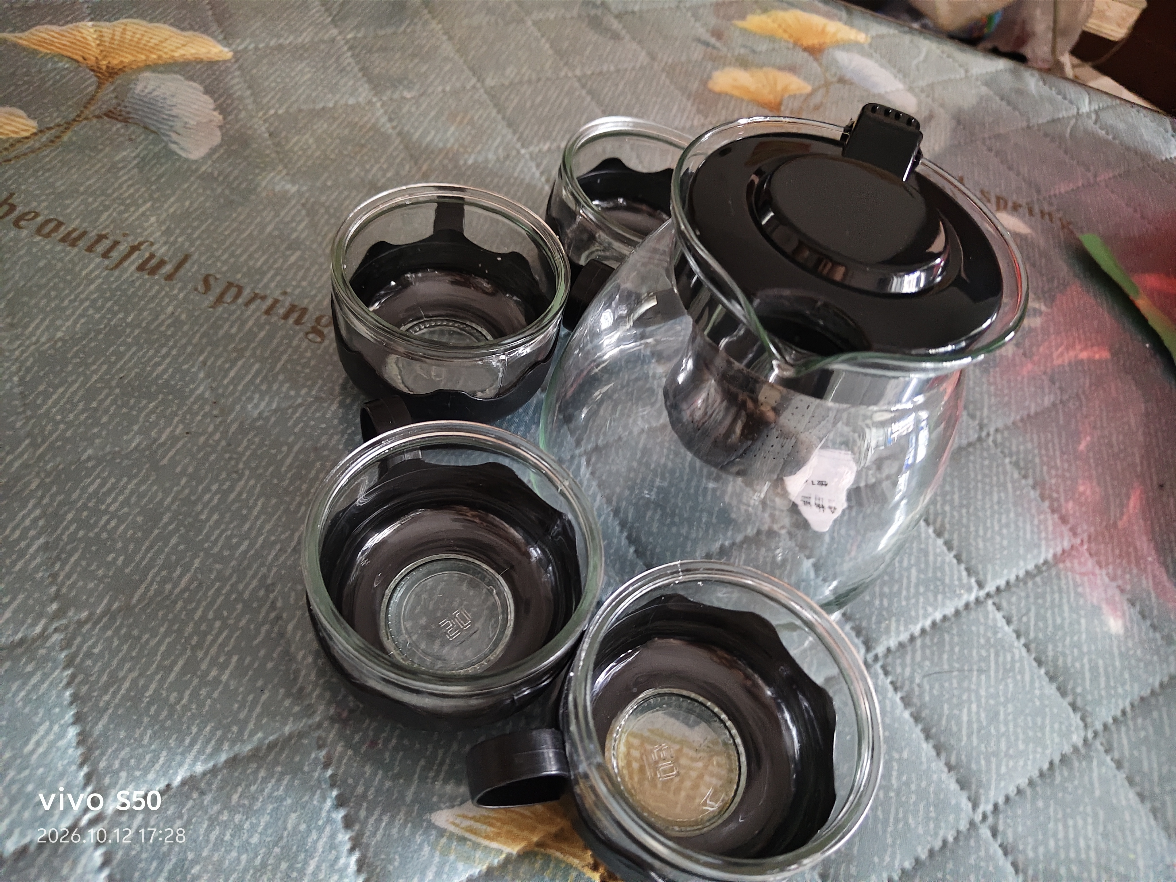【京东物流】茶壶套装整套茶具大容量玻璃茶杯带滤网耐高温泡茶具 1000ML一壶+四杯套装【无茶盘】 实拍图