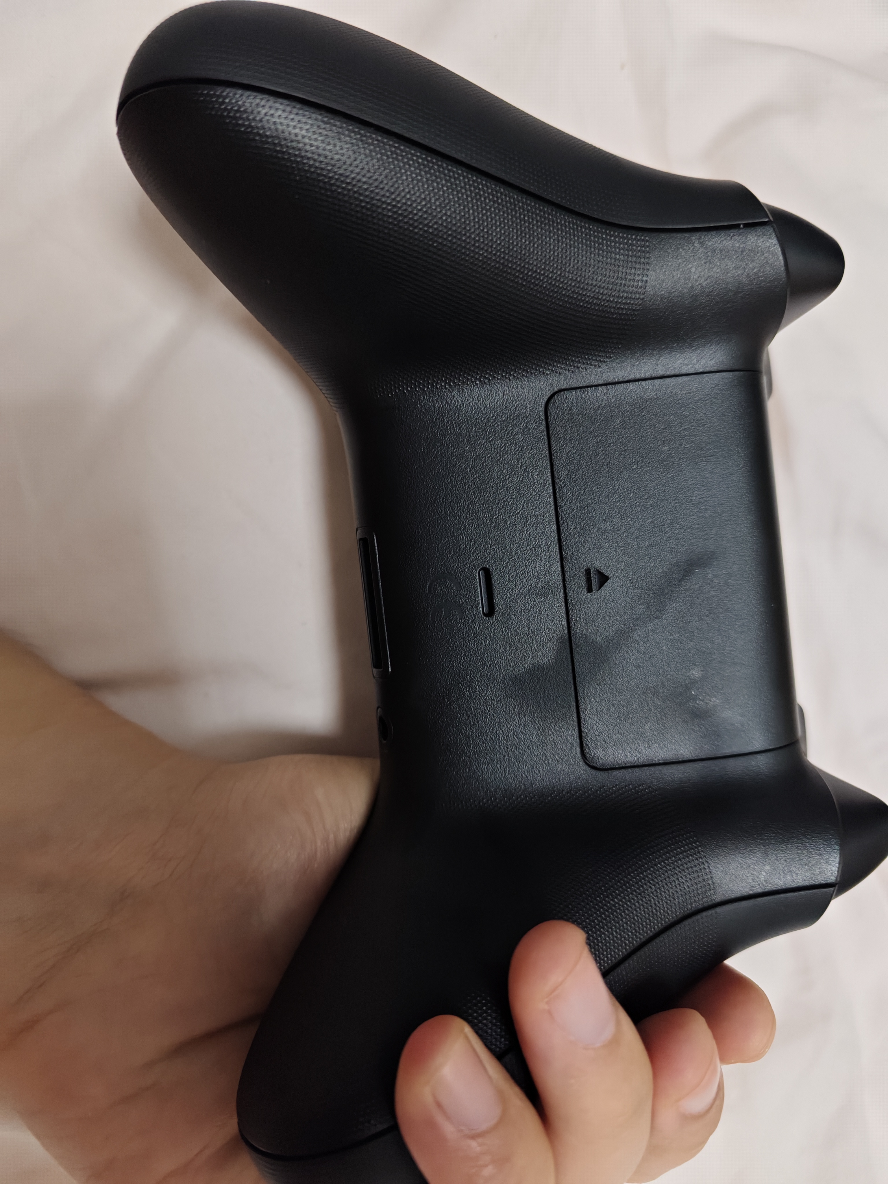微软（Microsoft）XBOX无线游戏手柄 无线控制器 磨砂黑 蓝牙适配XBOX/PC/平板/手机Steam促销黑神话悟空 影之刃零 实拍图